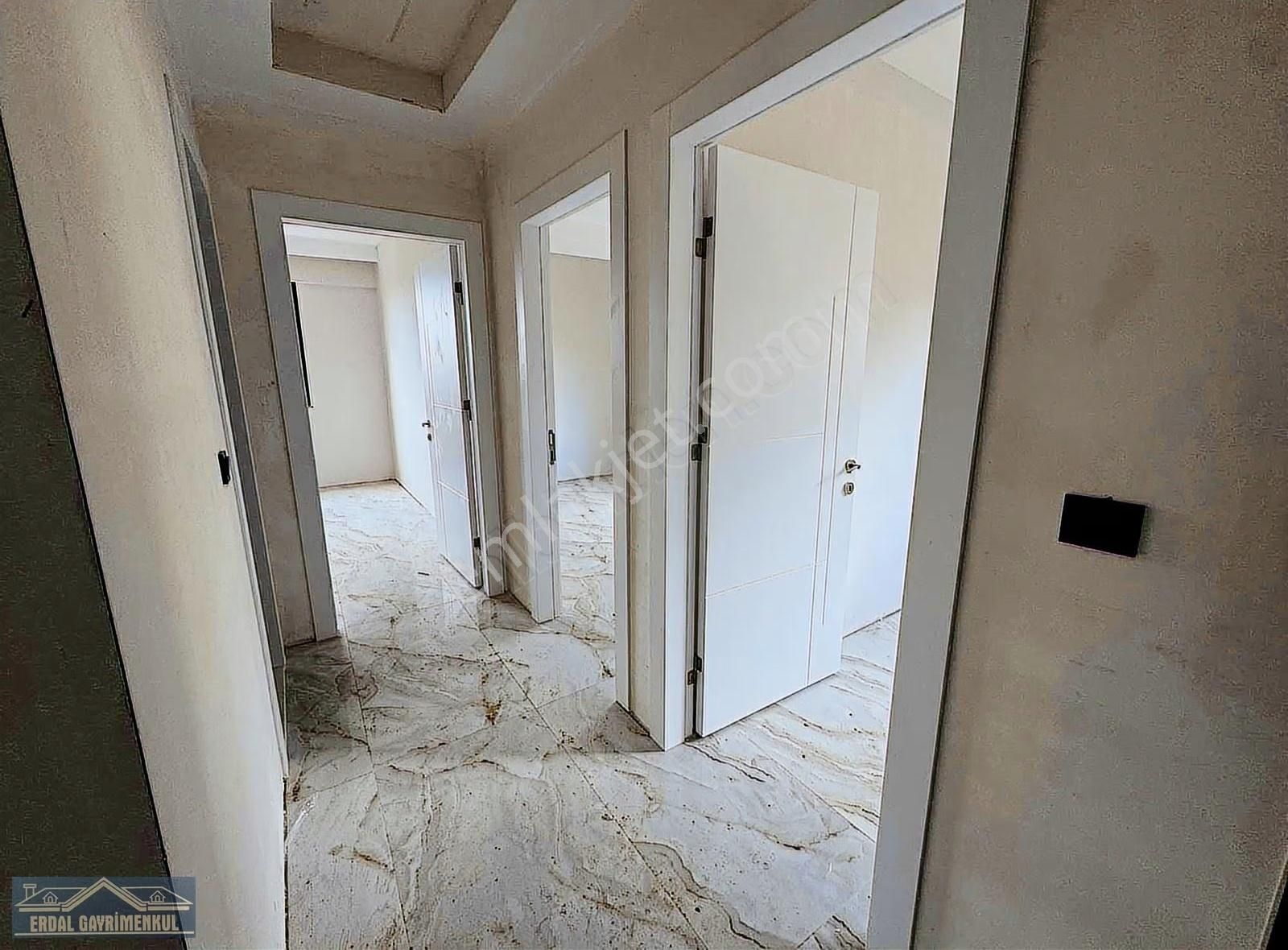 Bereketler'de Satılık Sıfır 3+1 - Görsel 8