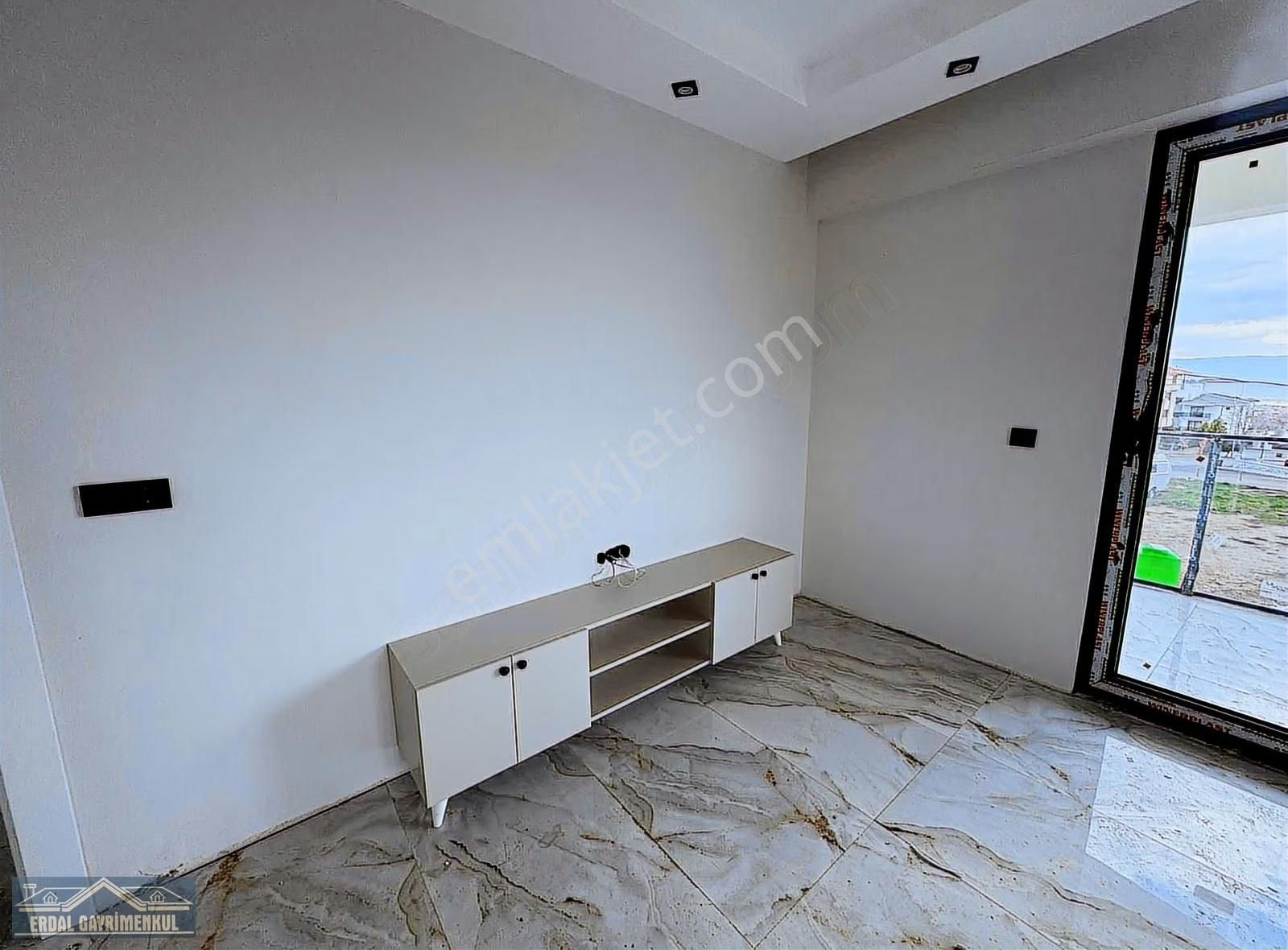 Bereketler'de Satılık Sıfır 3+1 - Görsel 15