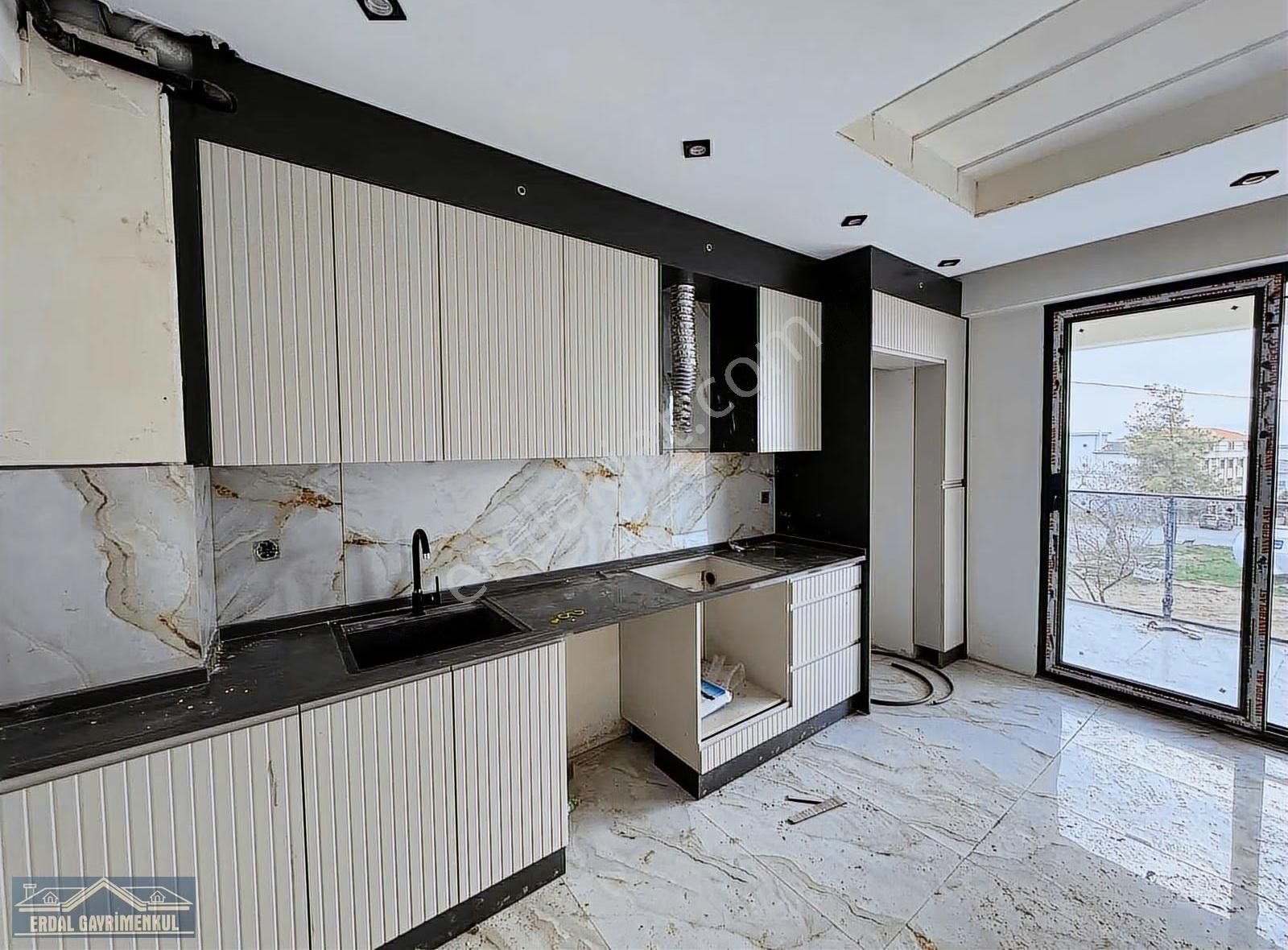 Bereketler'de Satılık Sıfır 3+1