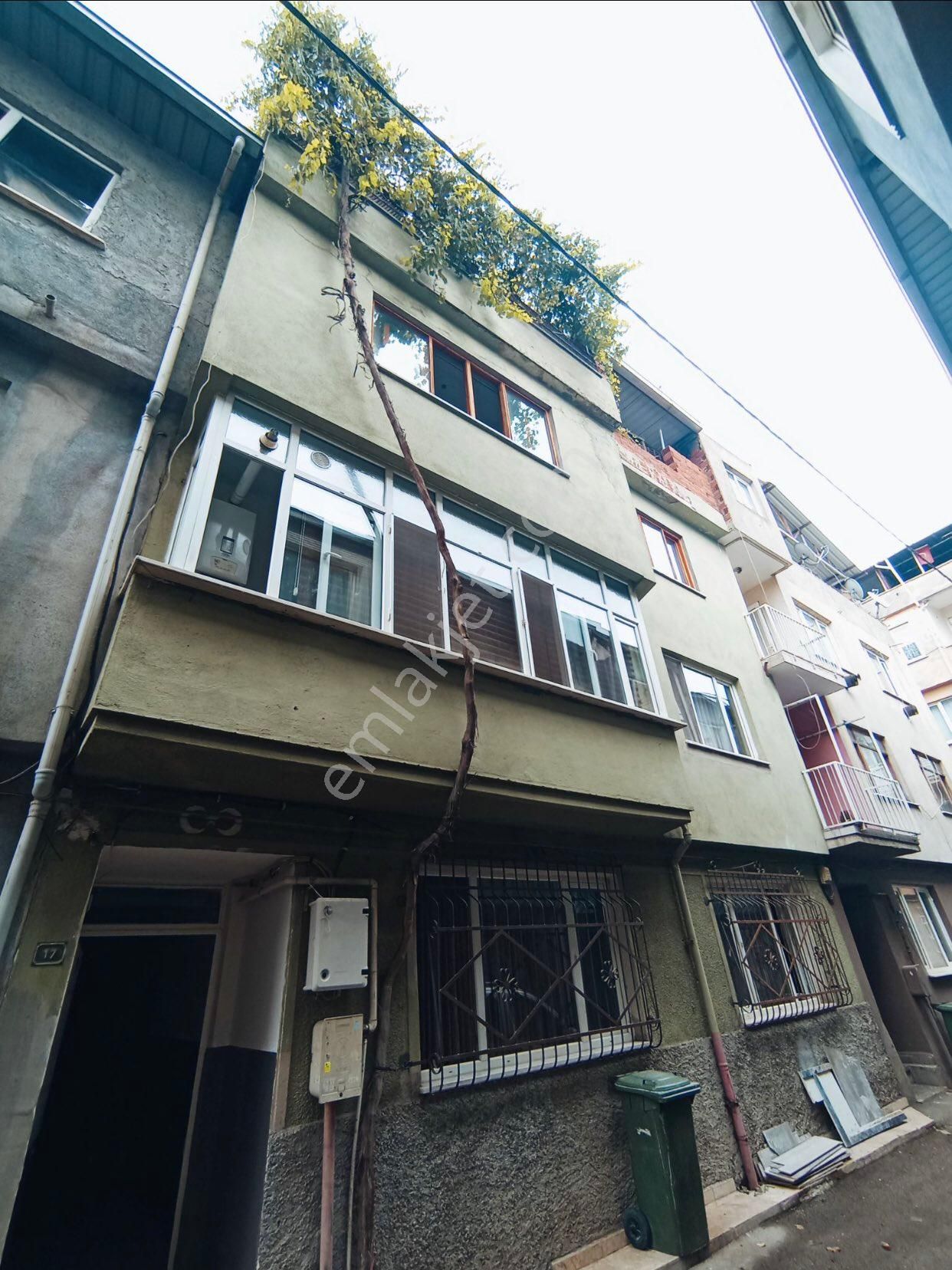 Sahibinden Kemerçeşmede Tadilatlı 4 Katlı Müstakil Bina - Görsel 13