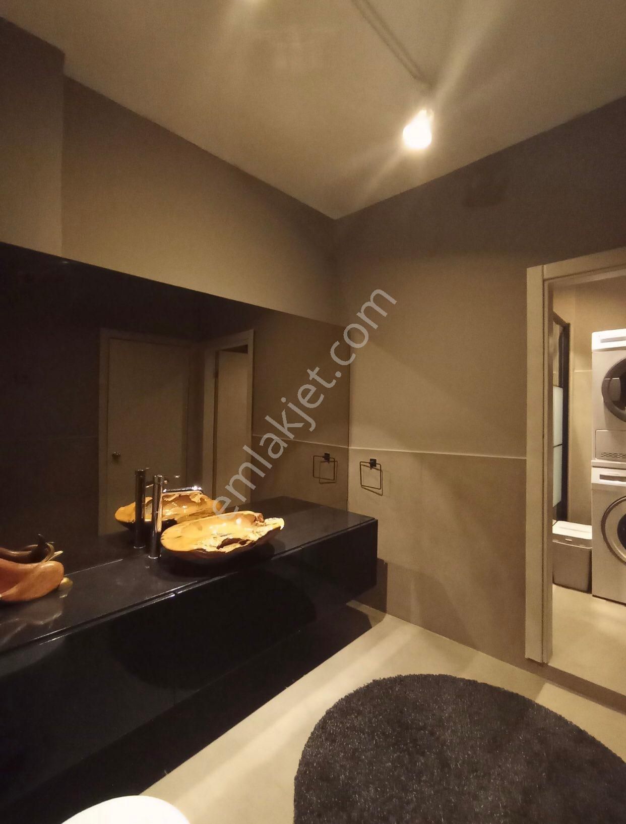 Sahibinden Kemerçeşmede Tadilatlı 4 Katlı Müstakil Bina - Görsel 6