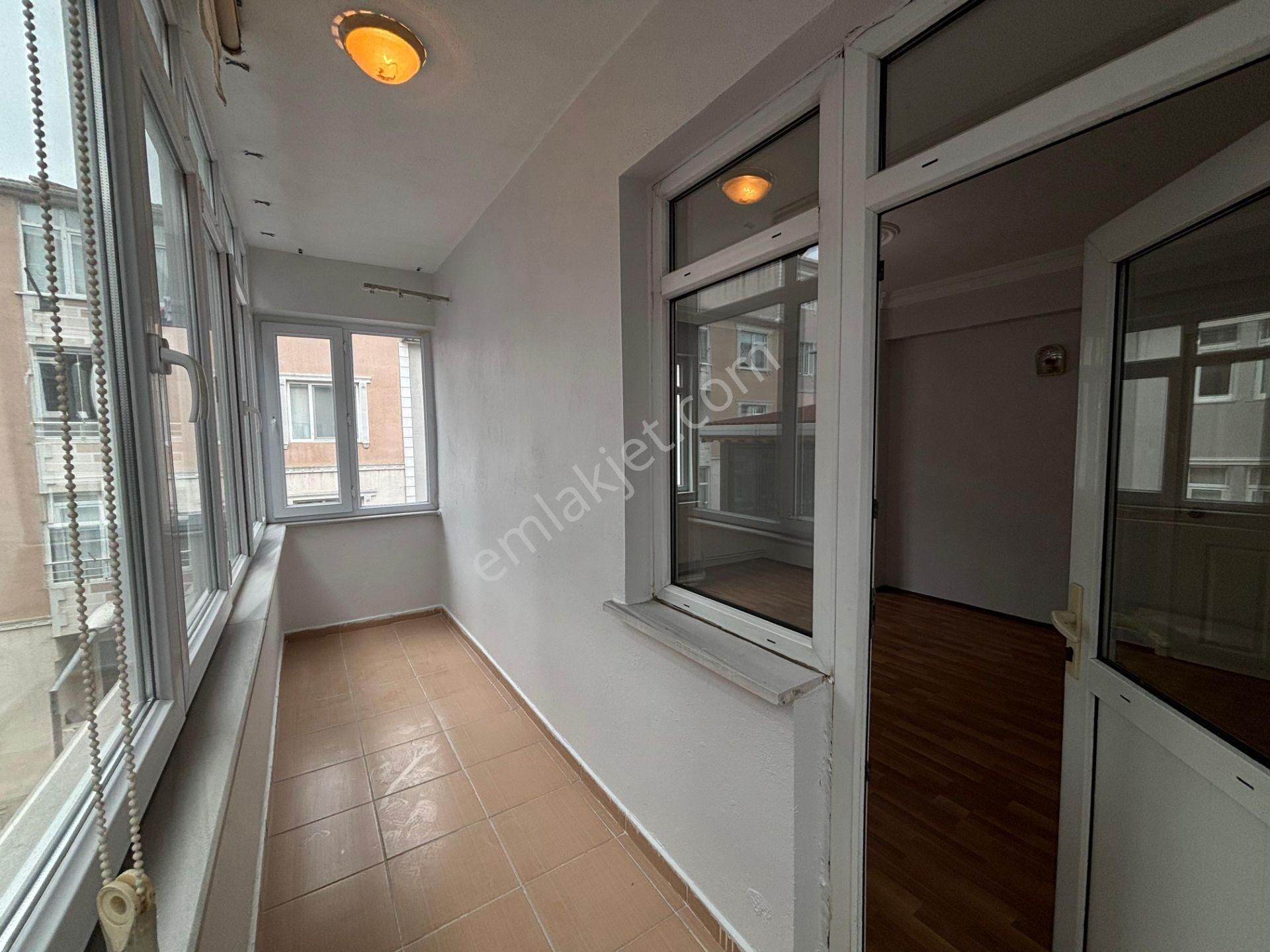 Belediye'nin Dibin'de 2+1 3 Balkon Kombili Fırsat Satılık Daire - Görsel 23