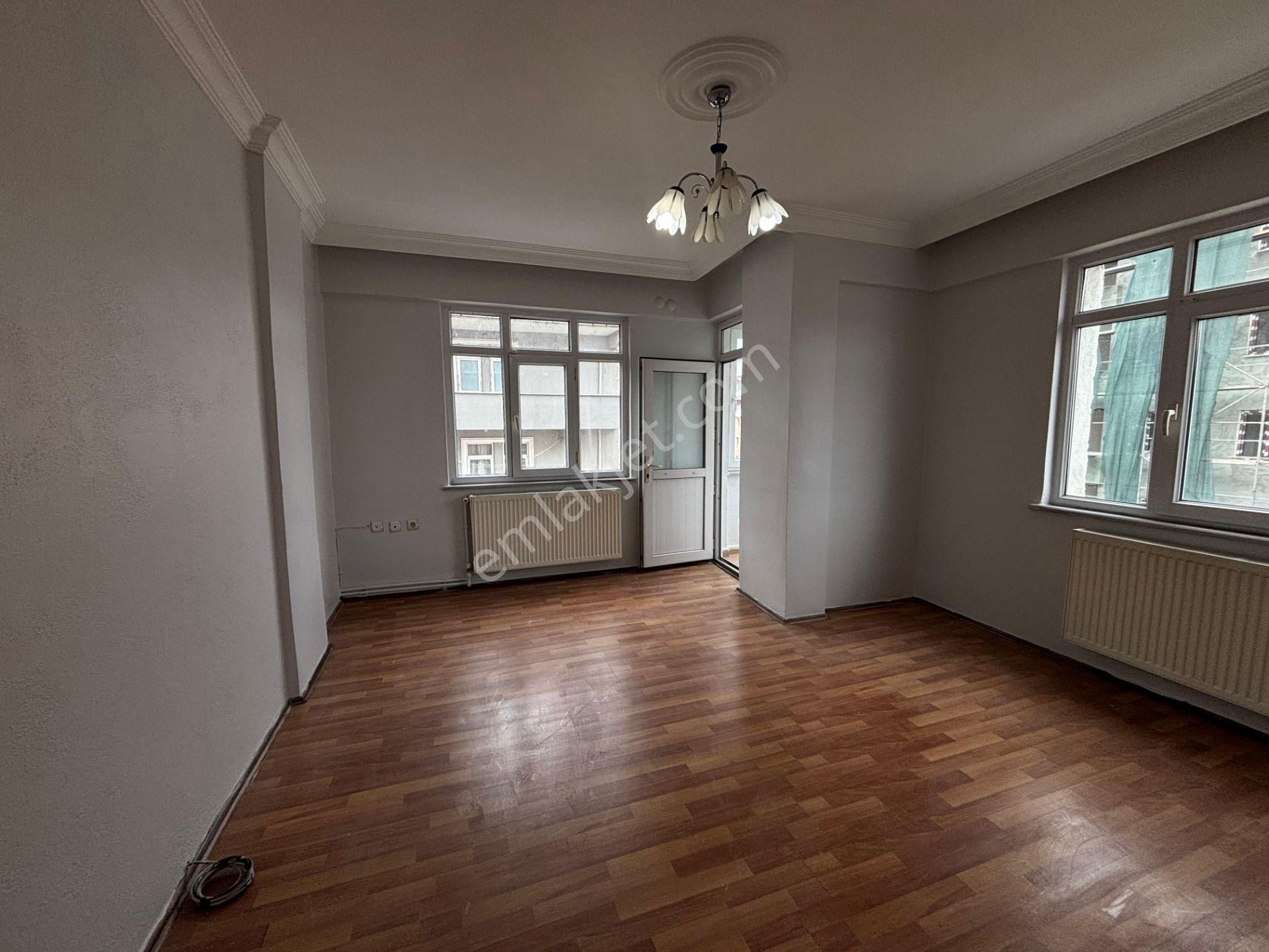 Belediye'nin Dibin'de 2+1 3 Balkon Kombili Fırsat Satılık Daire - Görsel 14