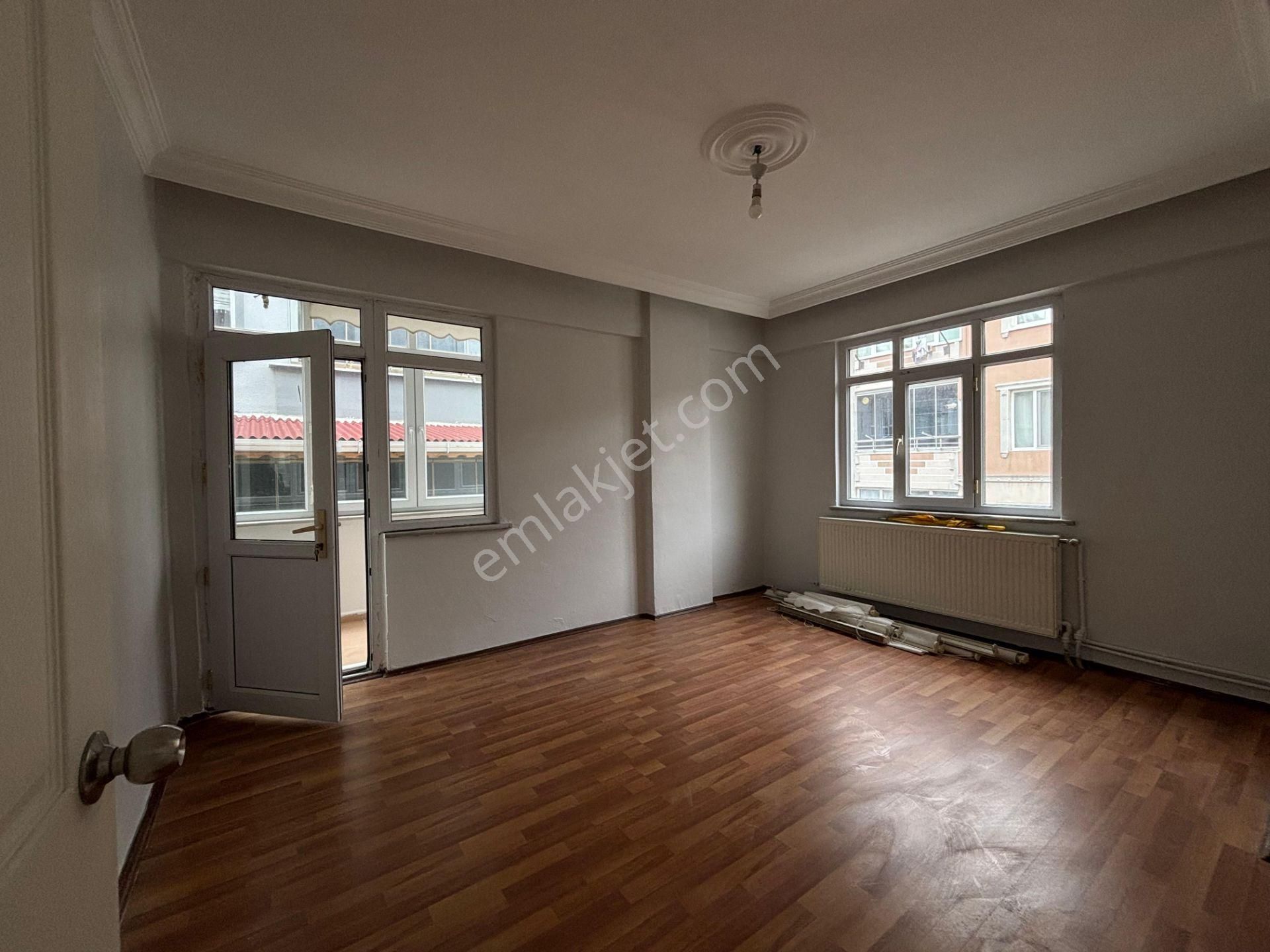 Belediye'nin Dibin'de 2+1 3 Balkon Kombili Fırsat Satılık Daire - Görsel 19