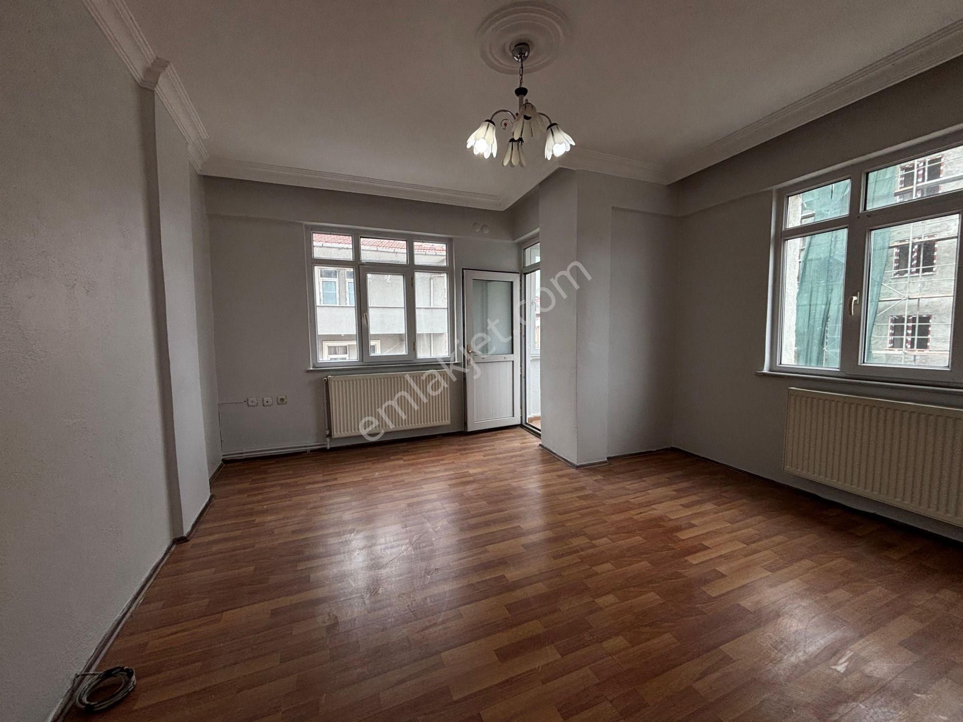 Belediye'nin Dibin'de 2+1 3 Balkon Kombili Fırsat Satılık Daire - Görsel 13