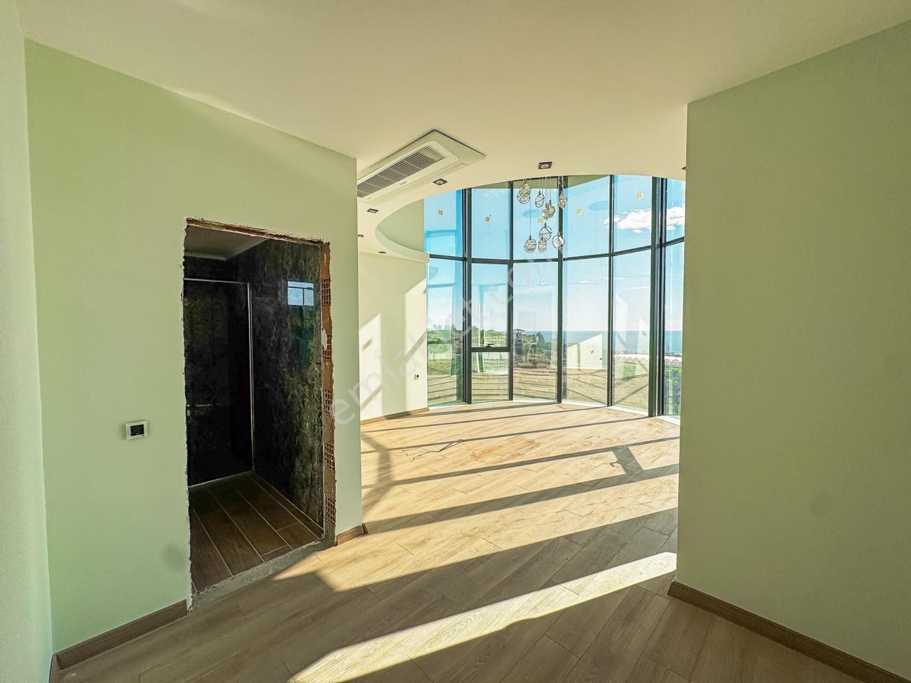 İncekum Esentepede Ufka Bakan Eşsiz Manzaralı 9+4 Malikane - Görsel 9