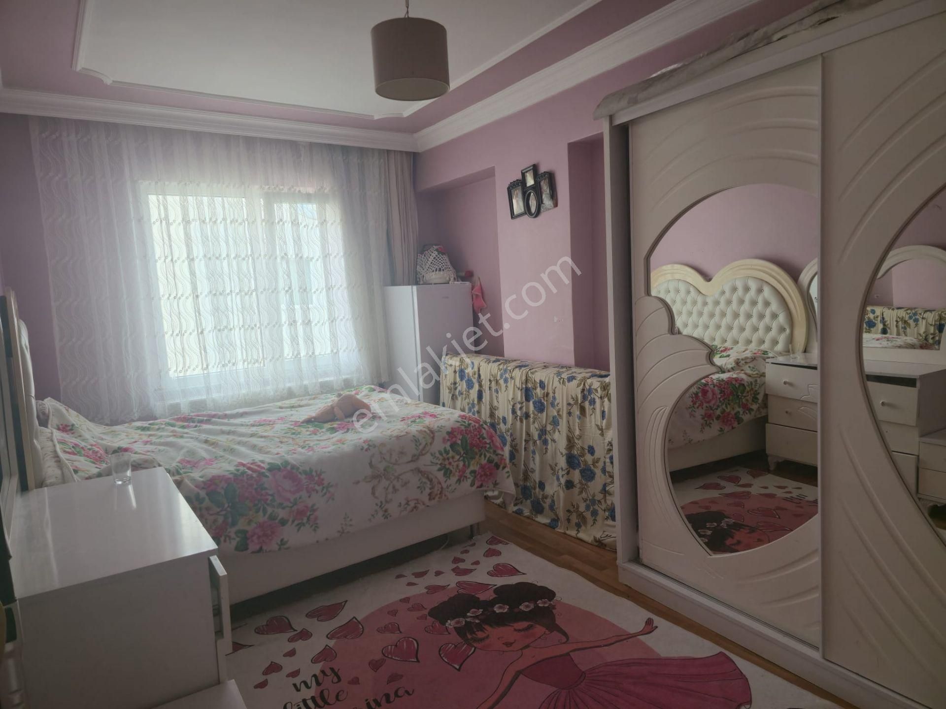 Reşadiye Mah.şinasi Kurşun Cad.yakını 3+1 Satılık Daire - Görsel 11