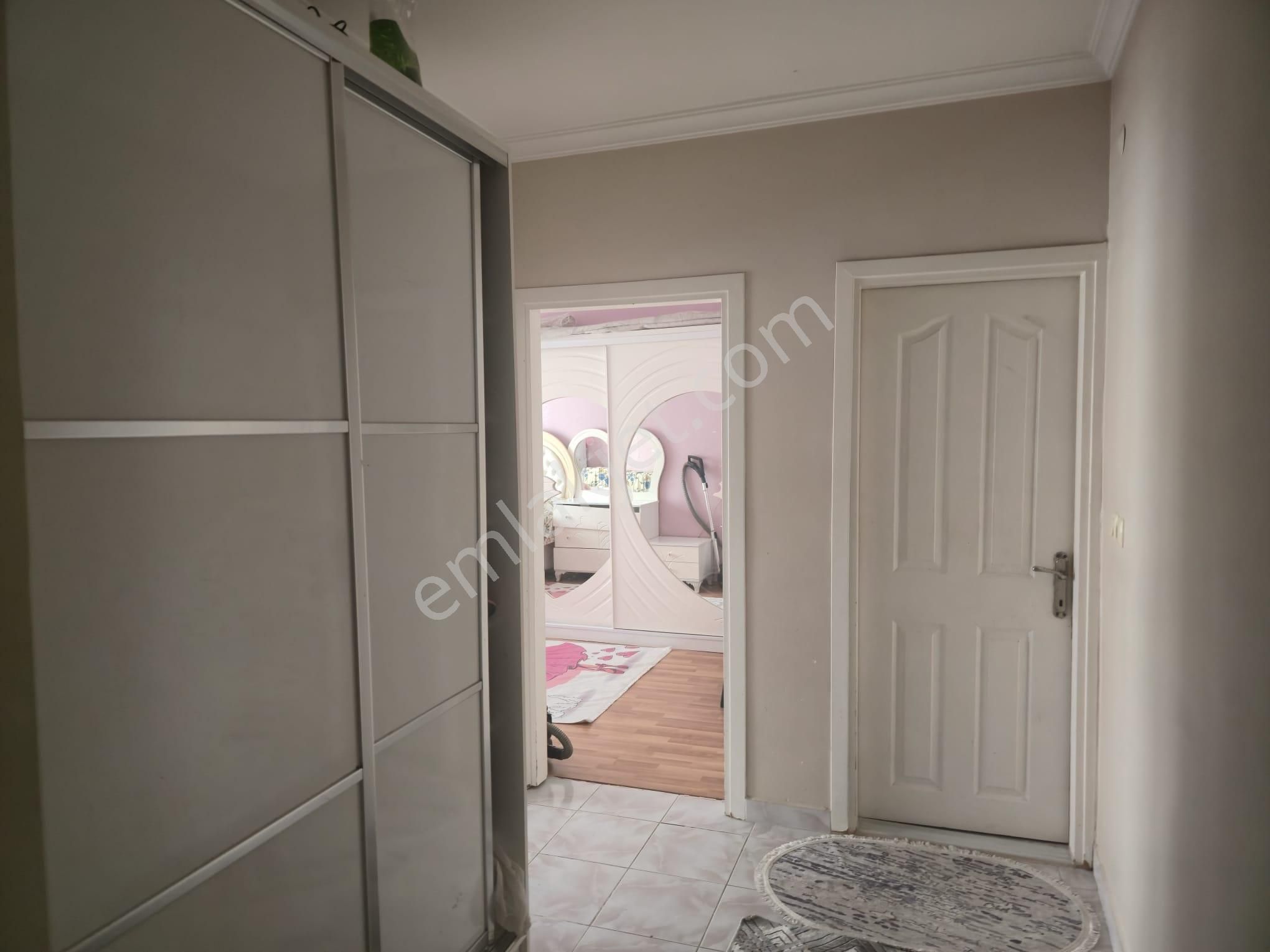 Reşadiye Mah.şinasi Kurşun Cad.yakını 3+1 Satılık Daire - Görsel 14