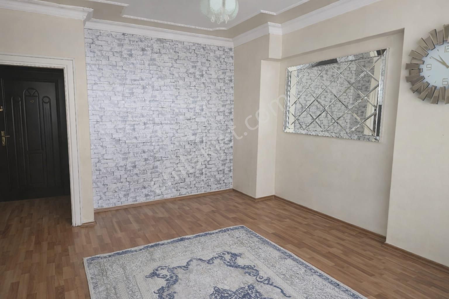 Reşadiye Mah.şinasi Kurşun Cad.yakını 3+1 Satılık Daire - Görsel 6