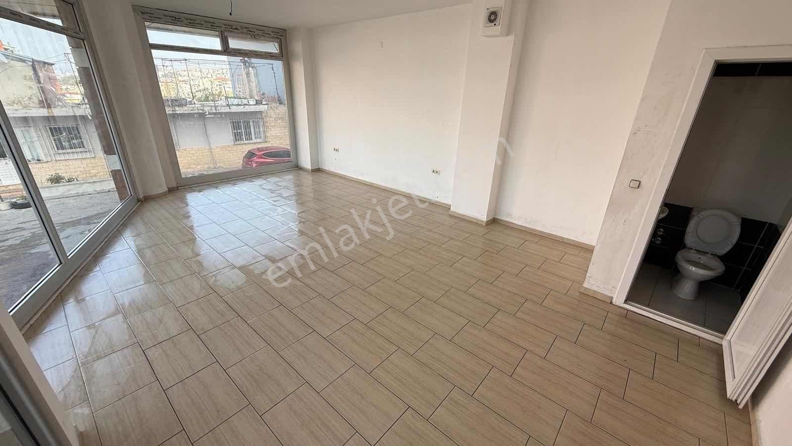 Karabağlar Gen. Kazım Özalpte Köşe Konum 40m² Cam Cephe Kiralık - Görsel 11