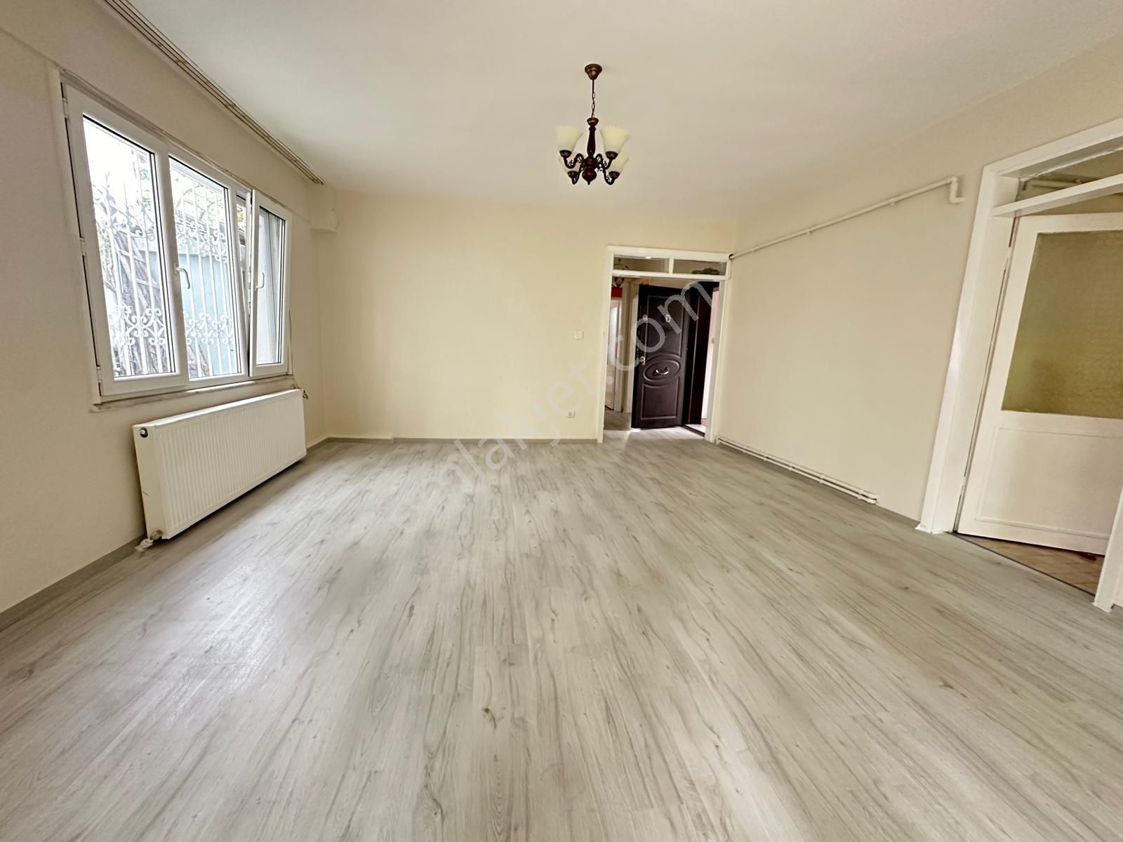 Büyükçekmece Yenimahalle De 2+1 Kiralık Daire Bahçe Kullanımlı - Görsel 3