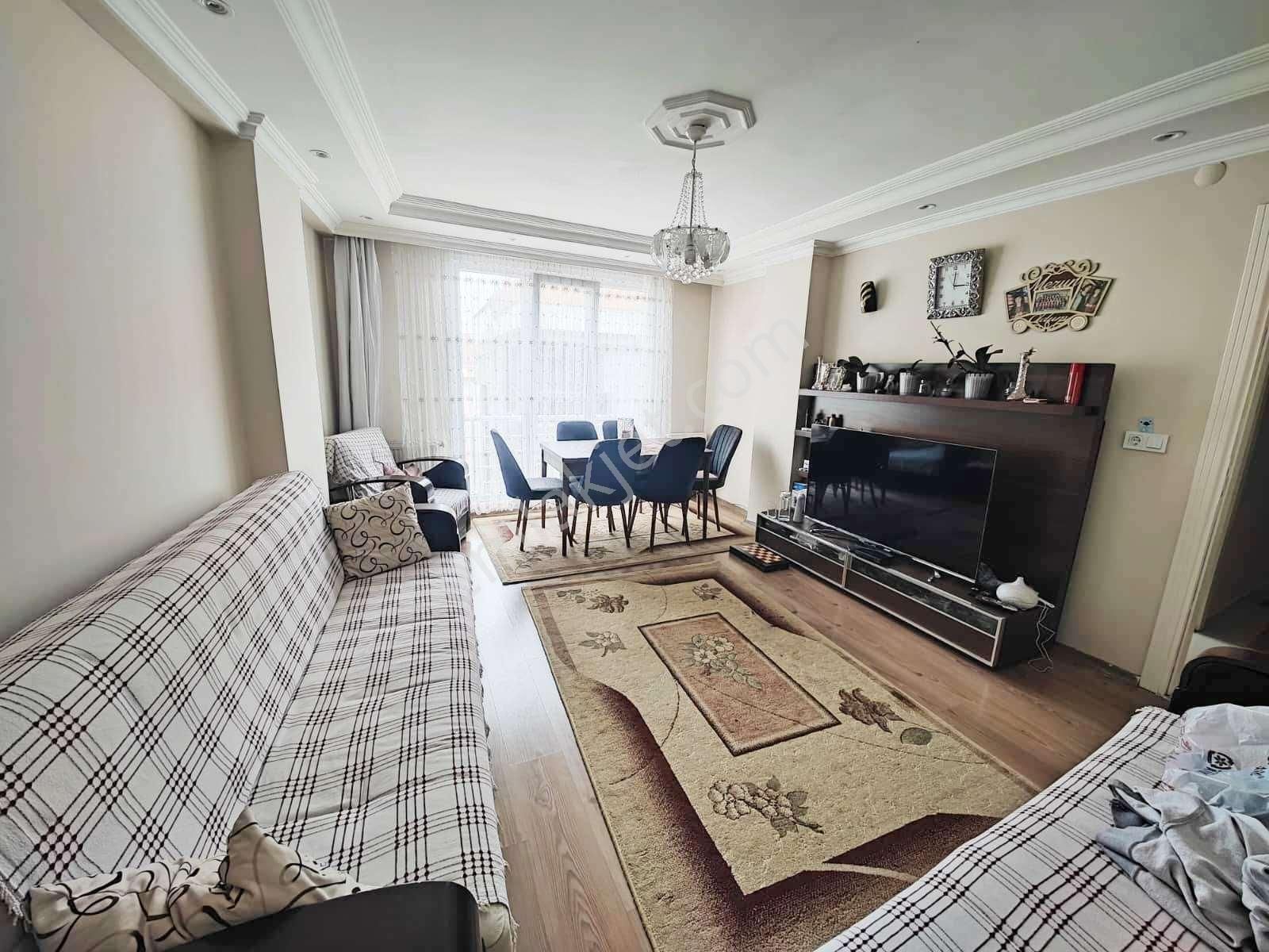 Fatih Emlak Tan 5+2 Dubks Ayrı Girişli 14 Yıllık Asansörlü - Görsel 3