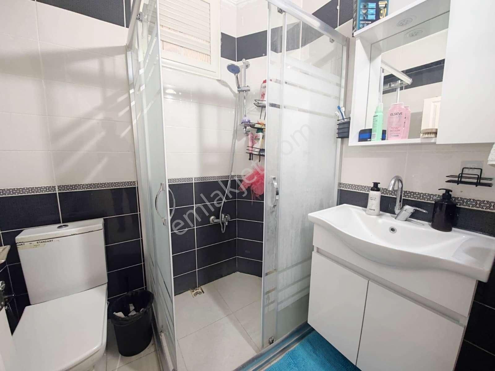 Fatih Emlak Tan 5+2 Dubks Ayrı Girişli 14 Yıllık Asansörlü - Görsel 14