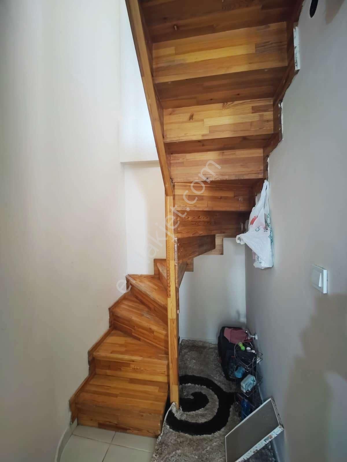 Fatih Emlak Tan 5+2 Dubks Ayrı Girişli 14 Yıllık Asansörlü - Görsel 13