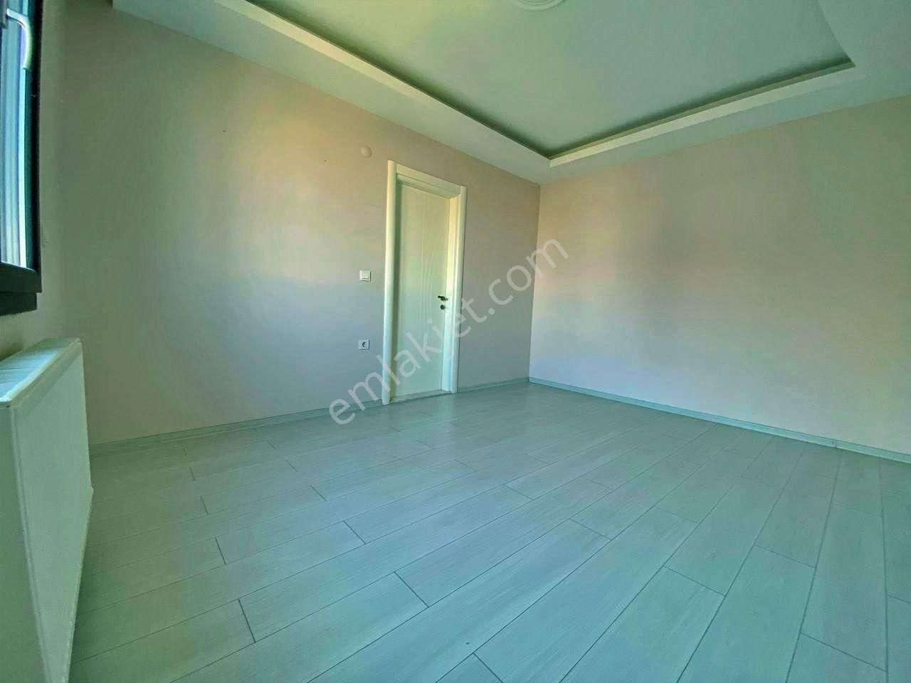 Uytundan Burhaniye'de Havuzlu Site İçinde Satılık 3+1 Lüks Daire - Görsel 28