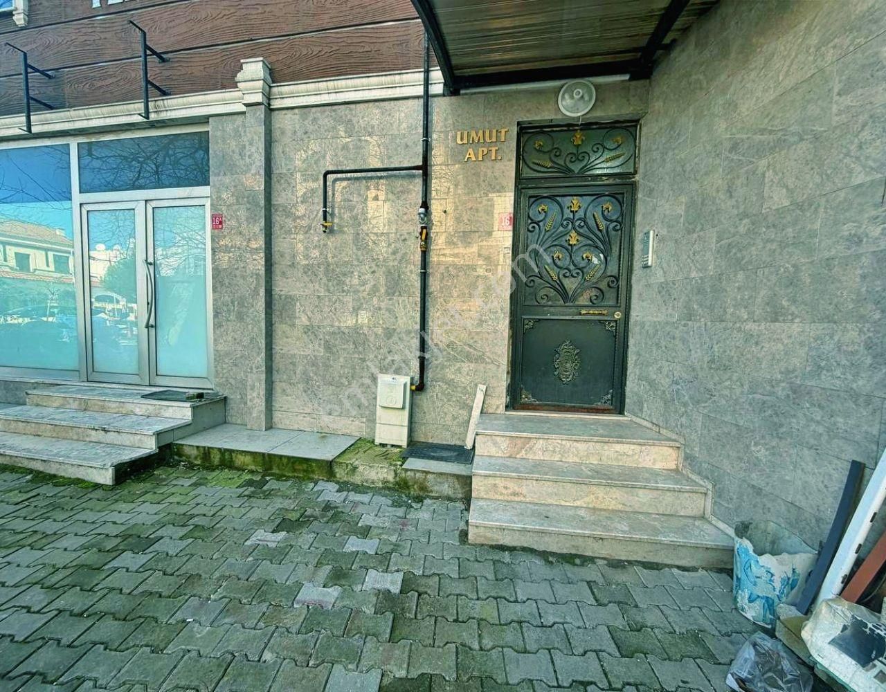 Uytundan Burhaniye Mahkeme Mahallesinde Arakat Satılık 2+1 Daire - Görsel 15