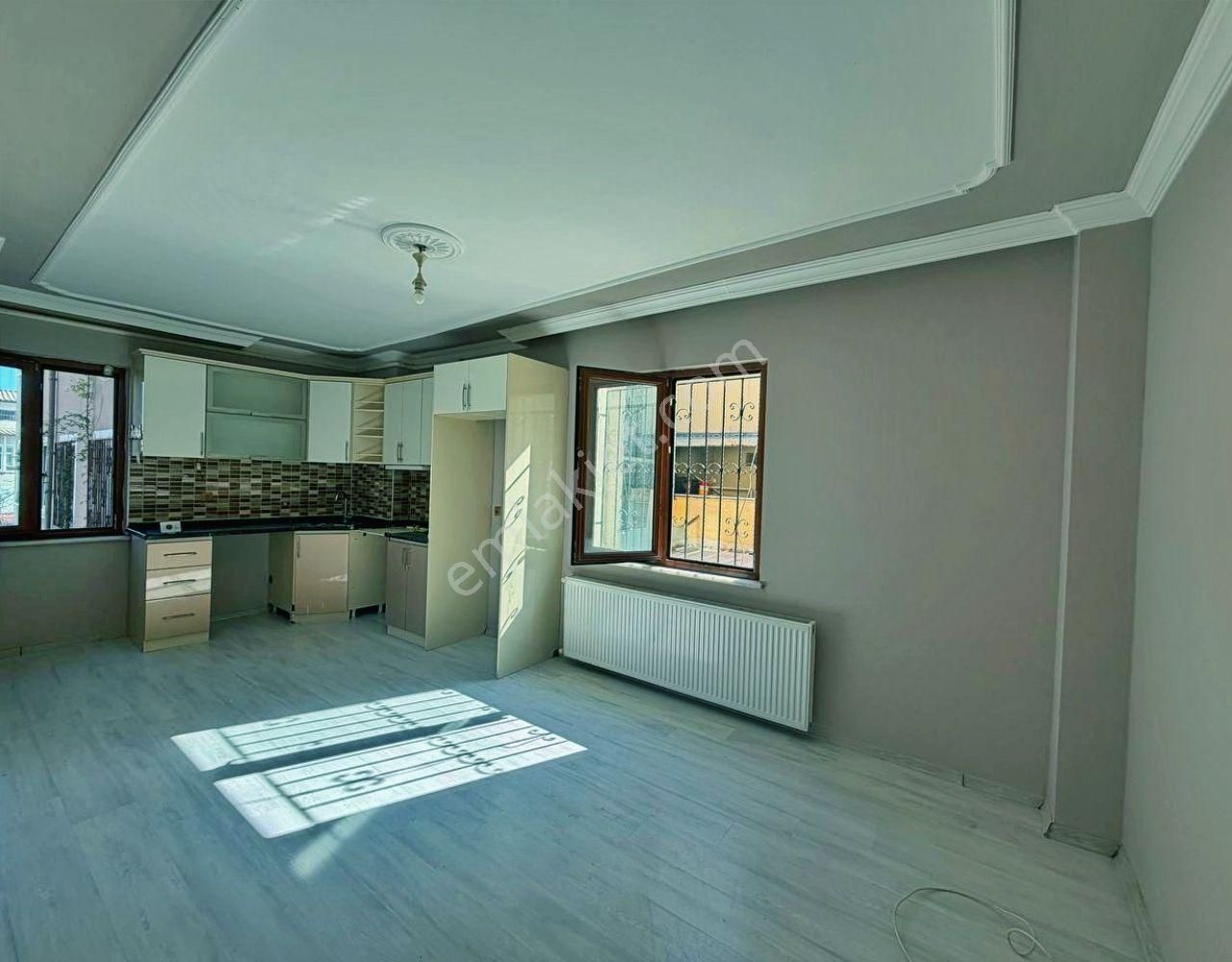 Uytundan Burhaniye Mahkeme Mahallesinde Arakat Satılık 2+1 Daire