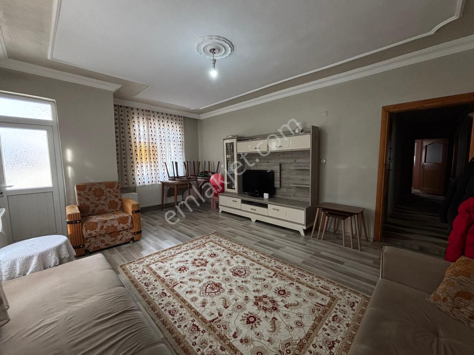 Vatan Mh.3+1 125m2 4 Balkonlu Kombili Ara Kat Acıl Satılık Daire - Görsel 2