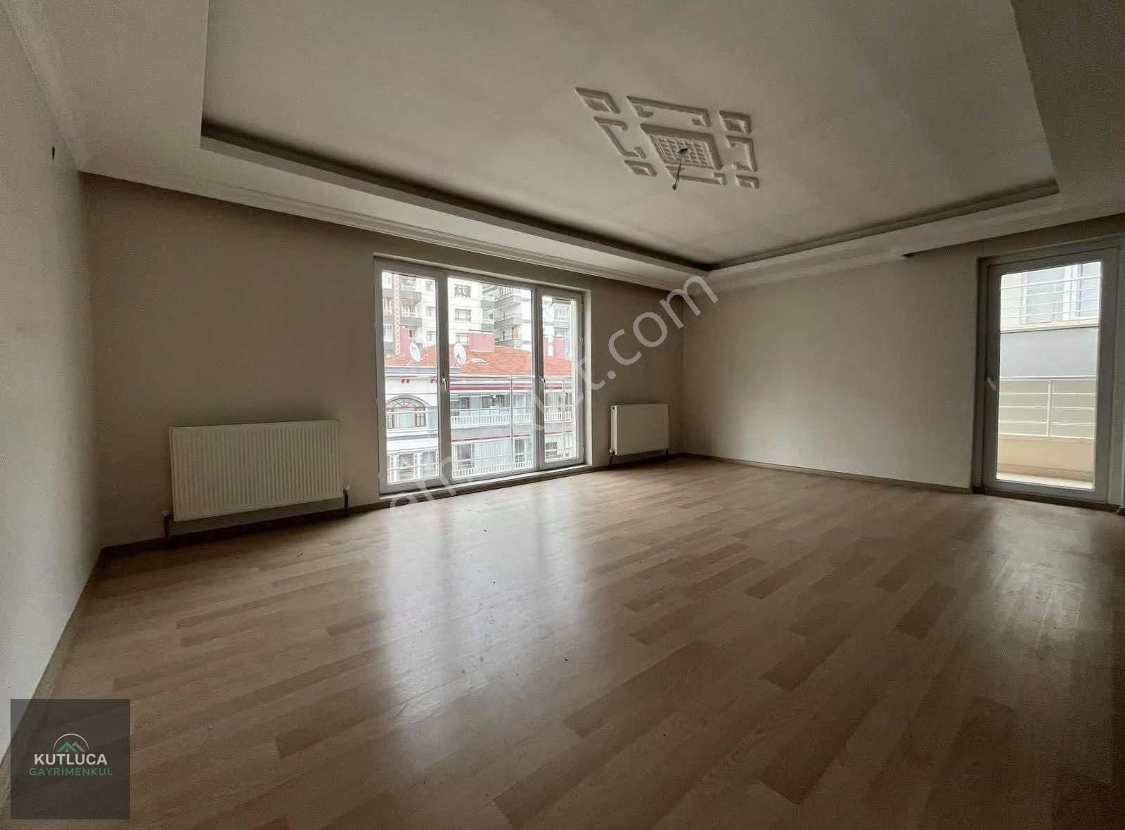 5+1 Çift Girişli Asansörlü 3 Banyolu Yapılı Kilerli Mantolamalı - Görsel 30