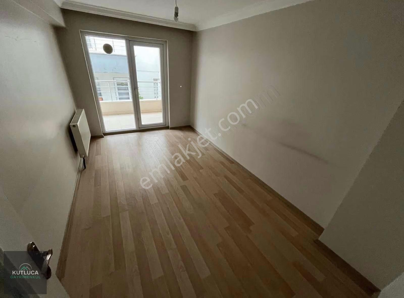 5+1 Çift Girişli Asansörlü 3 Banyolu Yapılı Kilerli Mantolamalı - Görsel 34