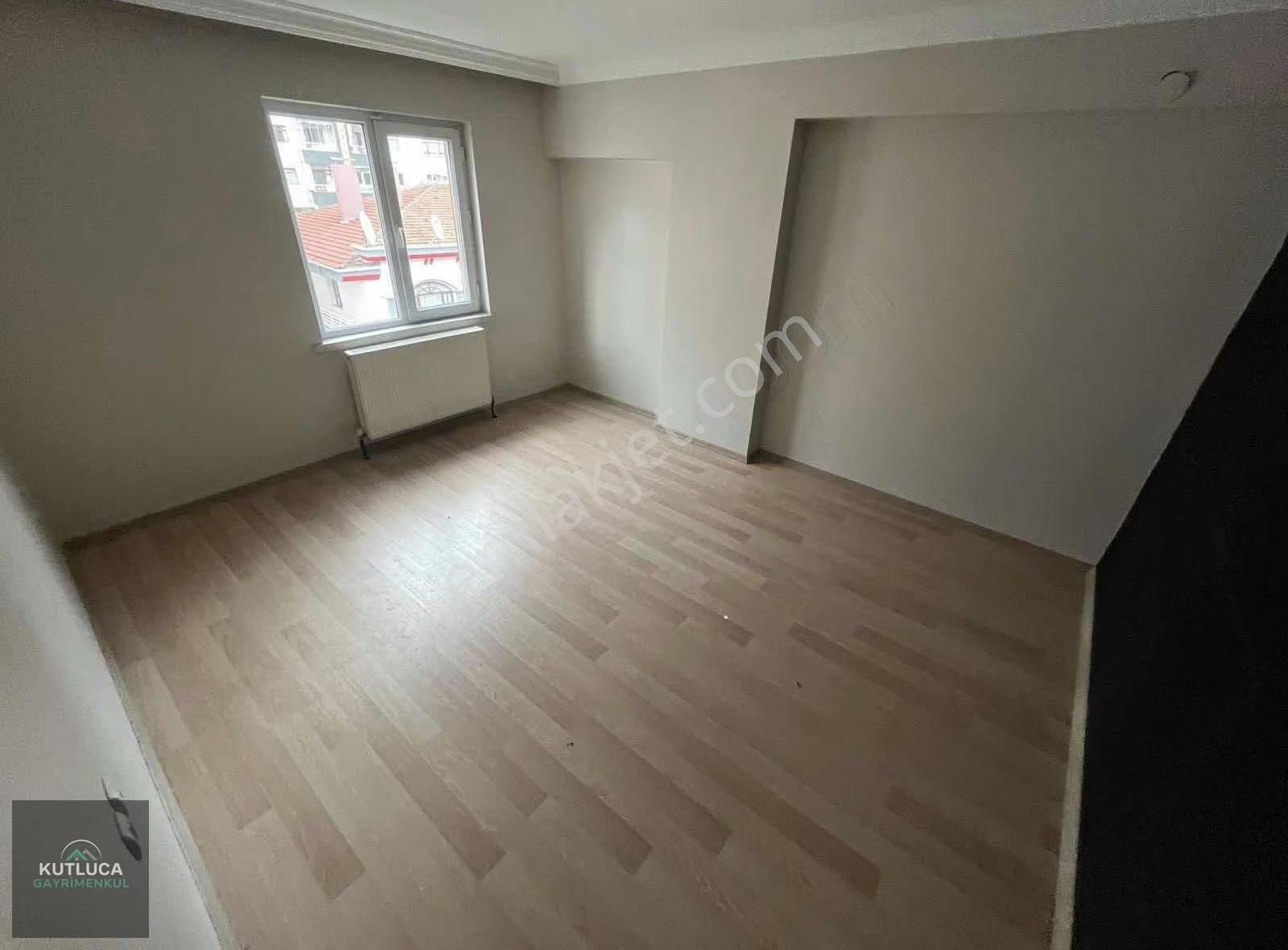 5+1 Çift Girişli Asansörlü 3 Banyolu Yapılı Kilerli Mantolamalı - Görsel 26