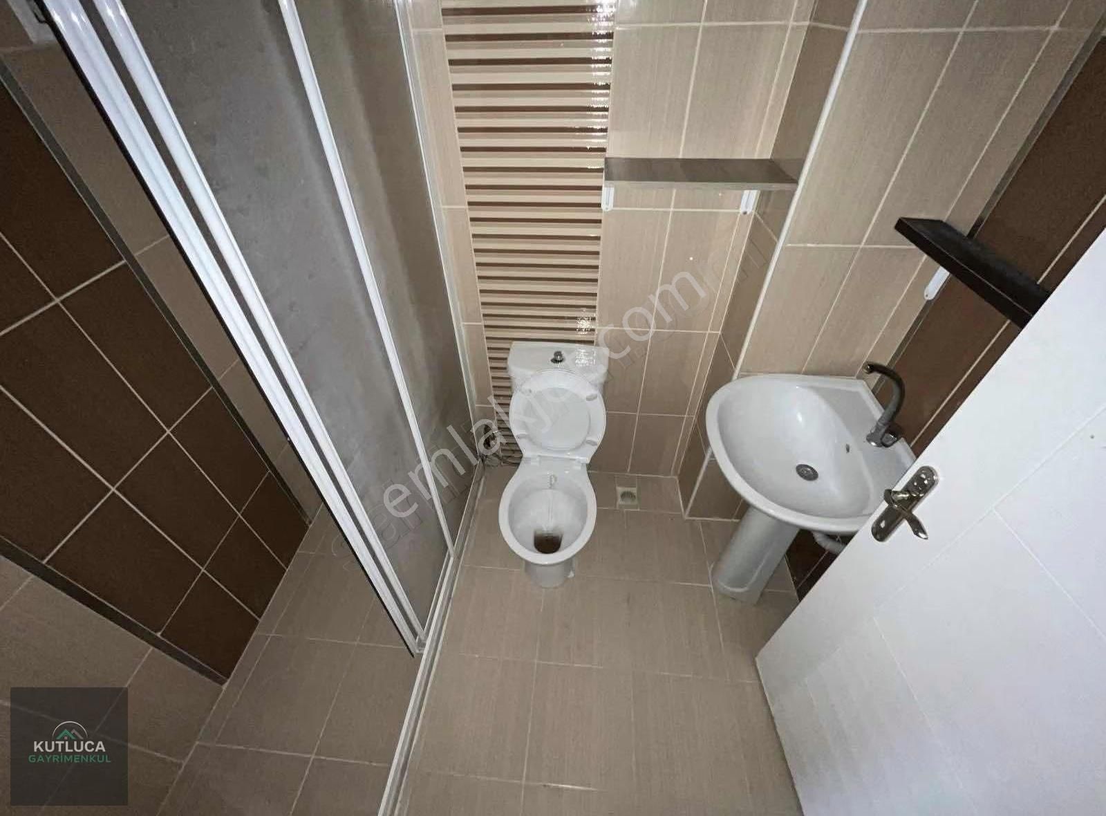 5+1 Çift Girişli Asansörlü 3 Banyolu Yapılı Kilerli Mantolamalı - Görsel 7
