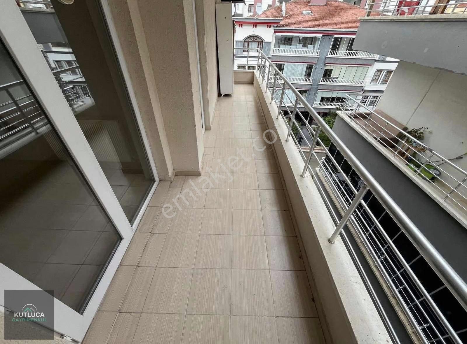 5+1 Çift Girişli Asansörlü 3 Banyolu Yapılı Kilerli Mantolamalı - Görsel 22