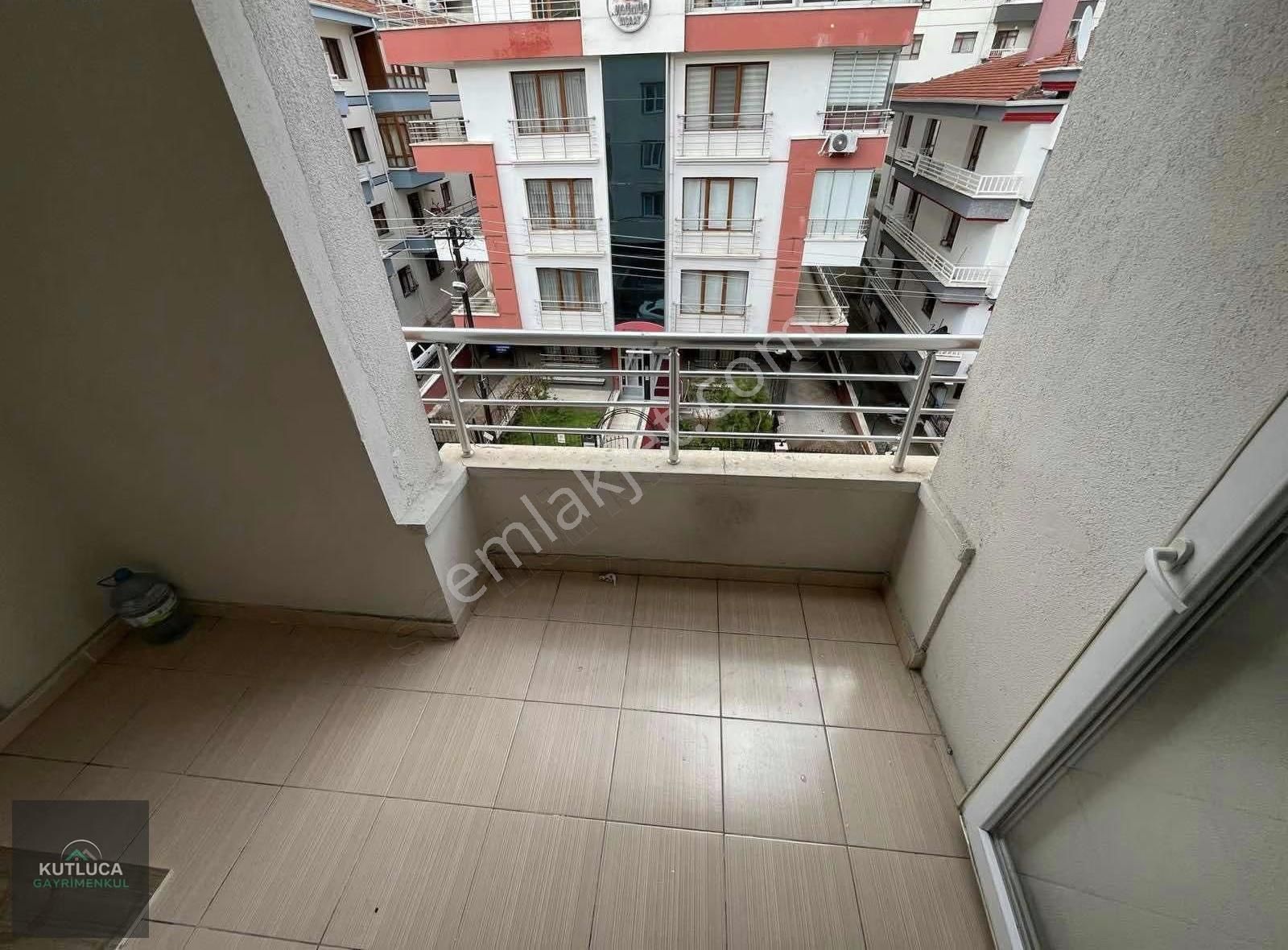 5+1 Çift Girişli Asansörlü 3 Banyolu Yapılı Kilerli Mantolamalı - Görsel 28