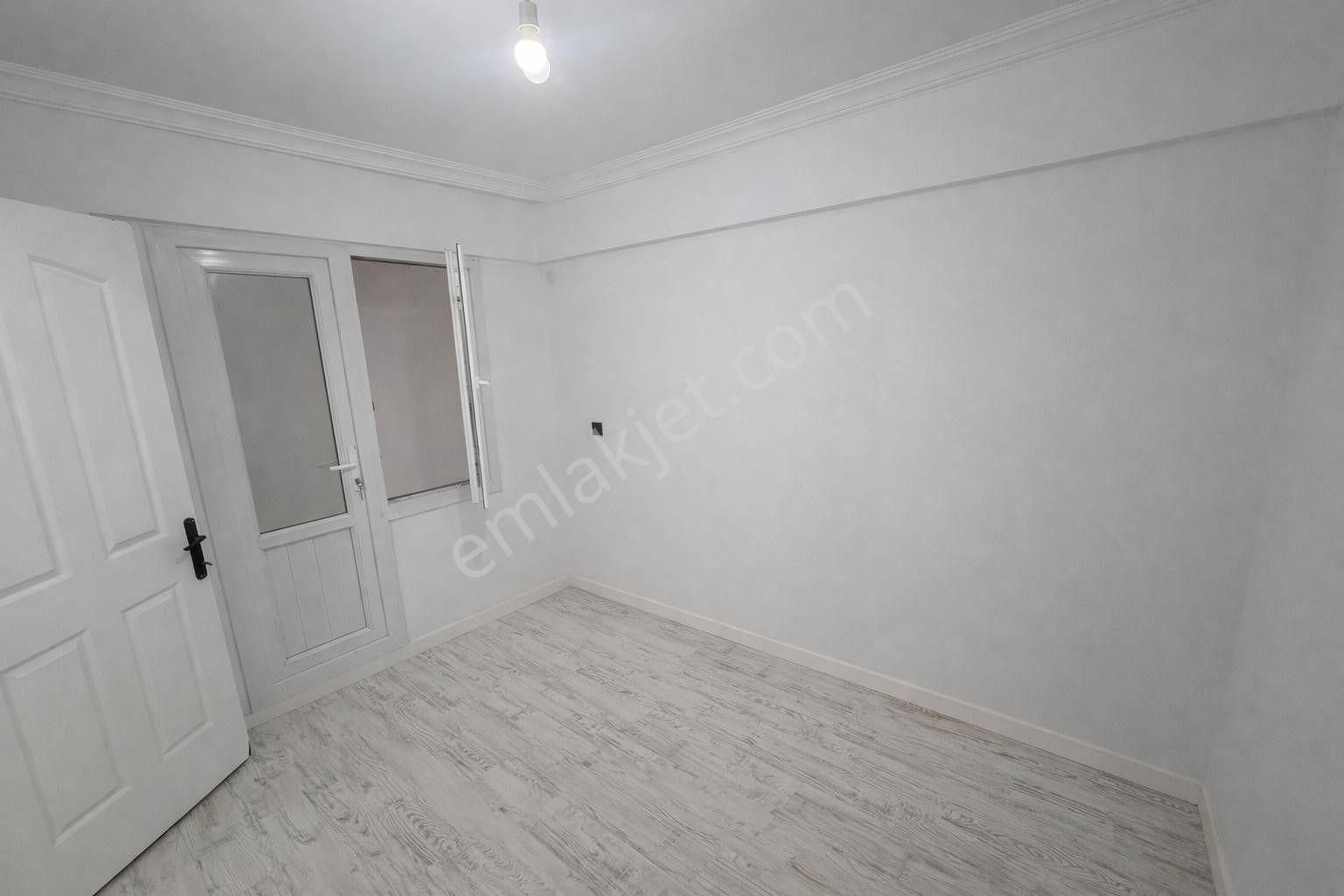 Merkezi Konumda Cumhuriyet Mah.de 2+1 Temiz Ve Masrafsız Satılık Daire - Görsel 24