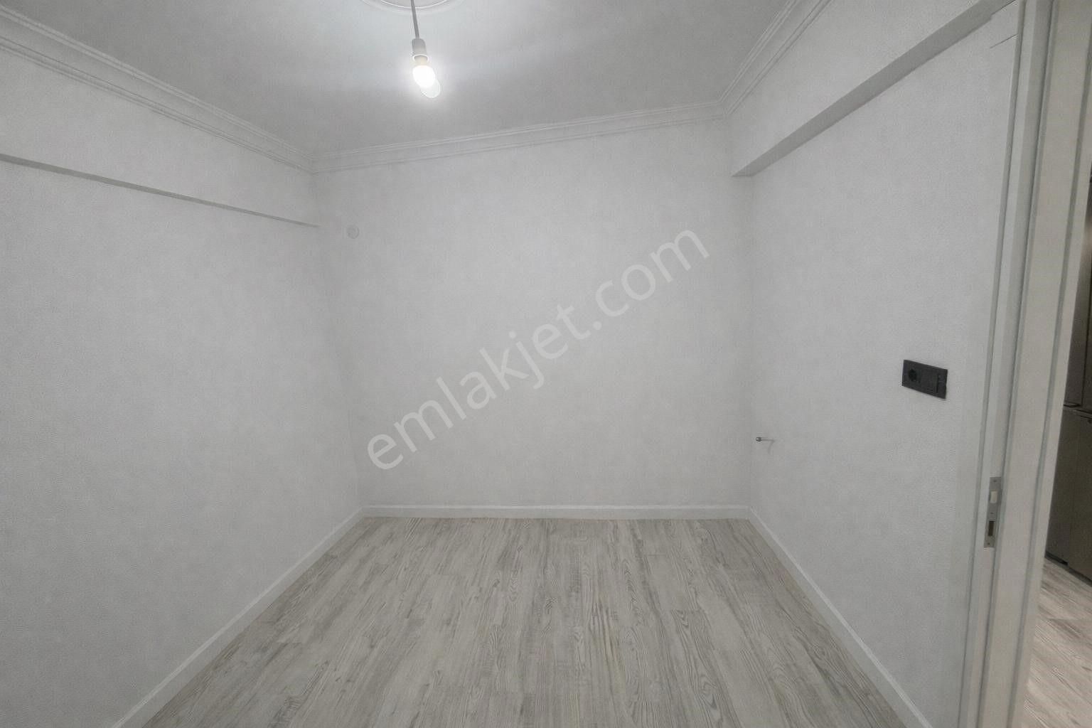 Merkezi Konumda Cumhuriyet Mah.de 2+1 Temiz Ve Masrafsız Satılık Daire - Görsel 19