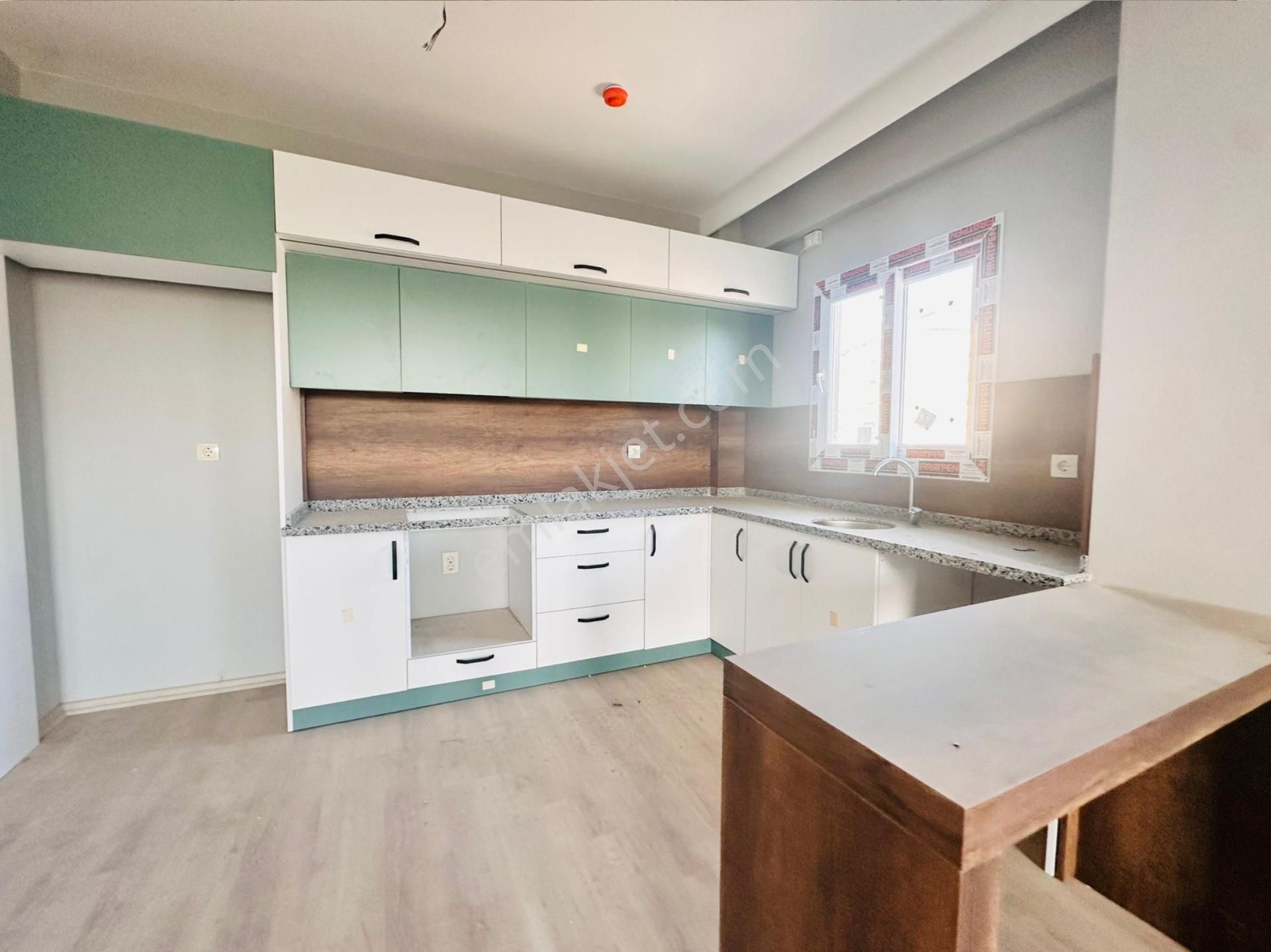 Ethereal'den Çeşmeli'de Aquparklı Deniz Gören Giyinme Odalı 2+1 - Görsel 5