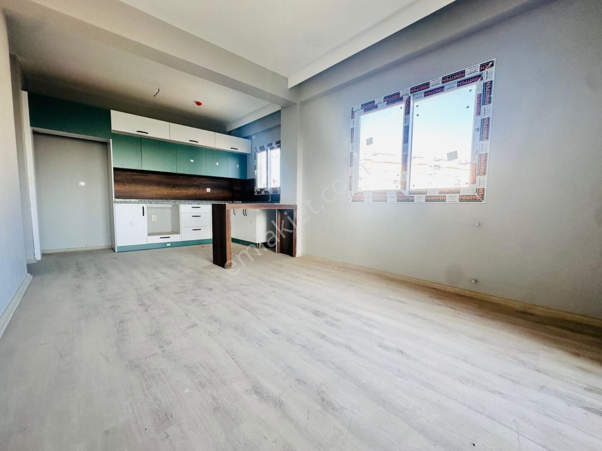 Ethereal'den Çeşmeli'de Aquparklı Deniz Gören Giyinme Odalı 2+1 - Görsel 2