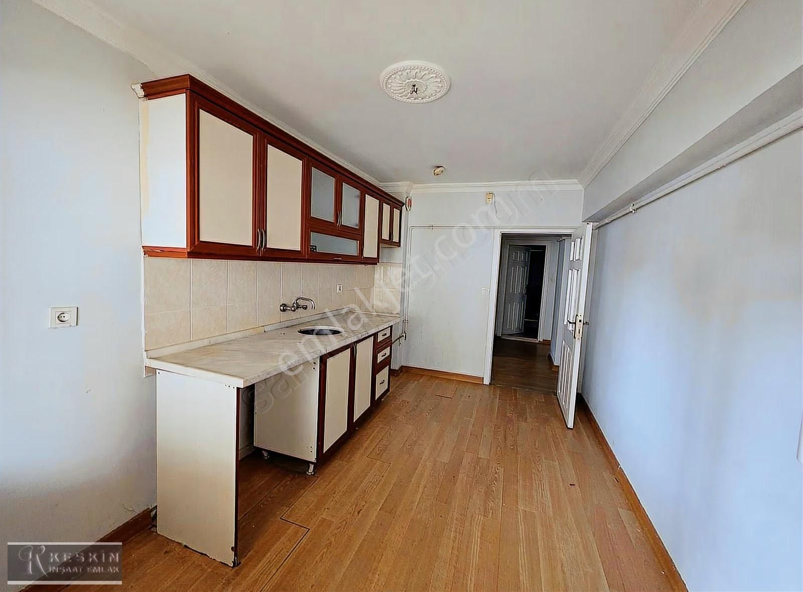 Keçiören Kanuni Mah Demirciler Sok Giriş 2+1 Satılık Daire - Görsel 2