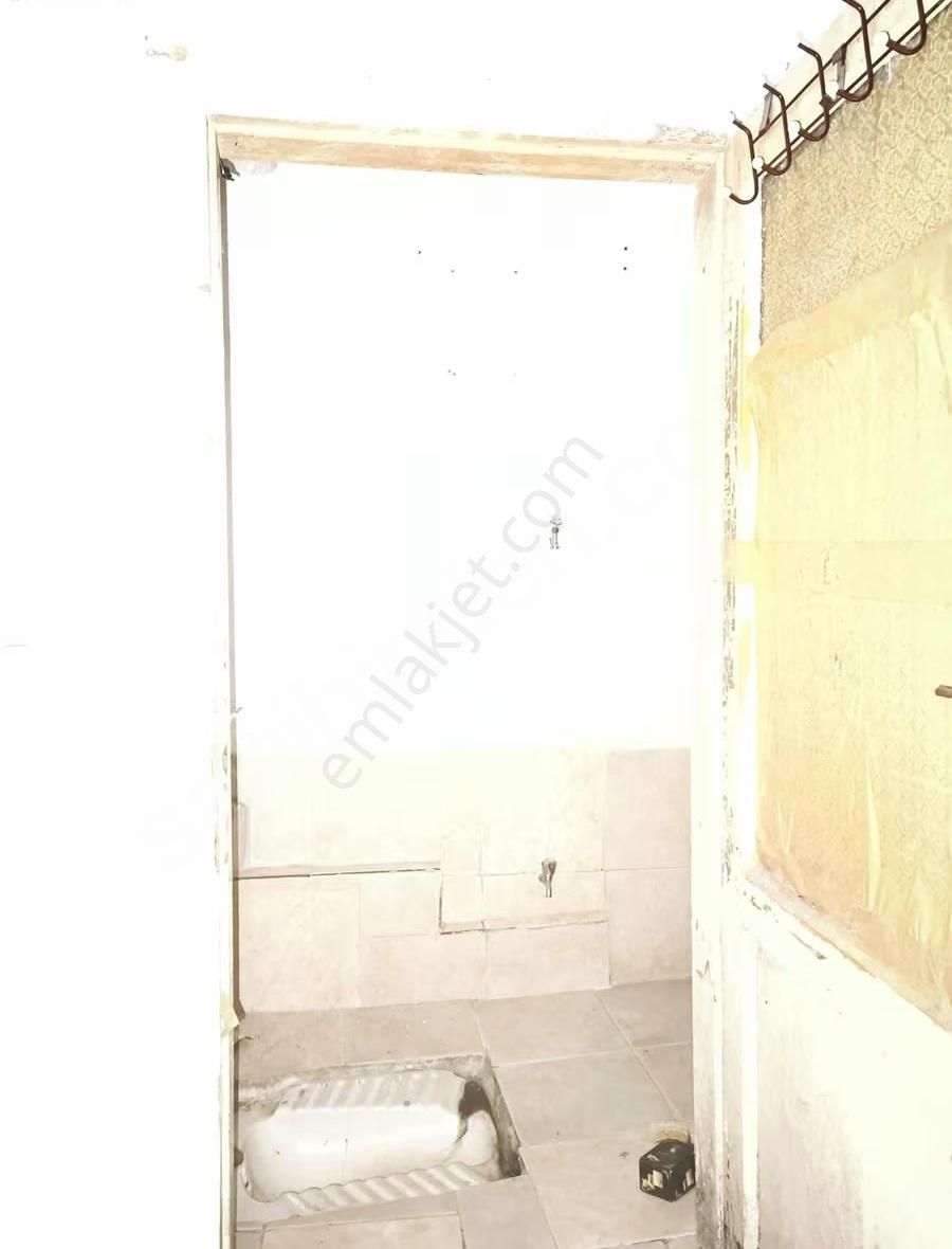 Merkez Mahallesi Kiralık 200 M2 Yarı Zemin Dükkan - Görsel 5