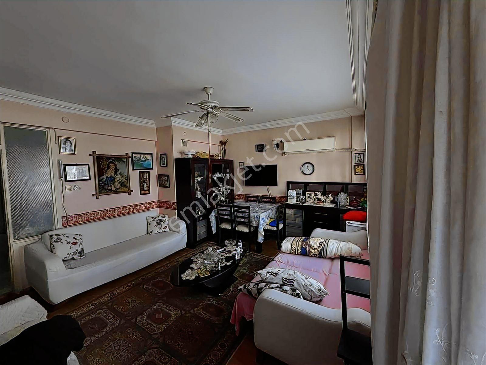 Bahçelievler Mahhalesinde Denize Yakın Ara Kat Daire - Görsel 7