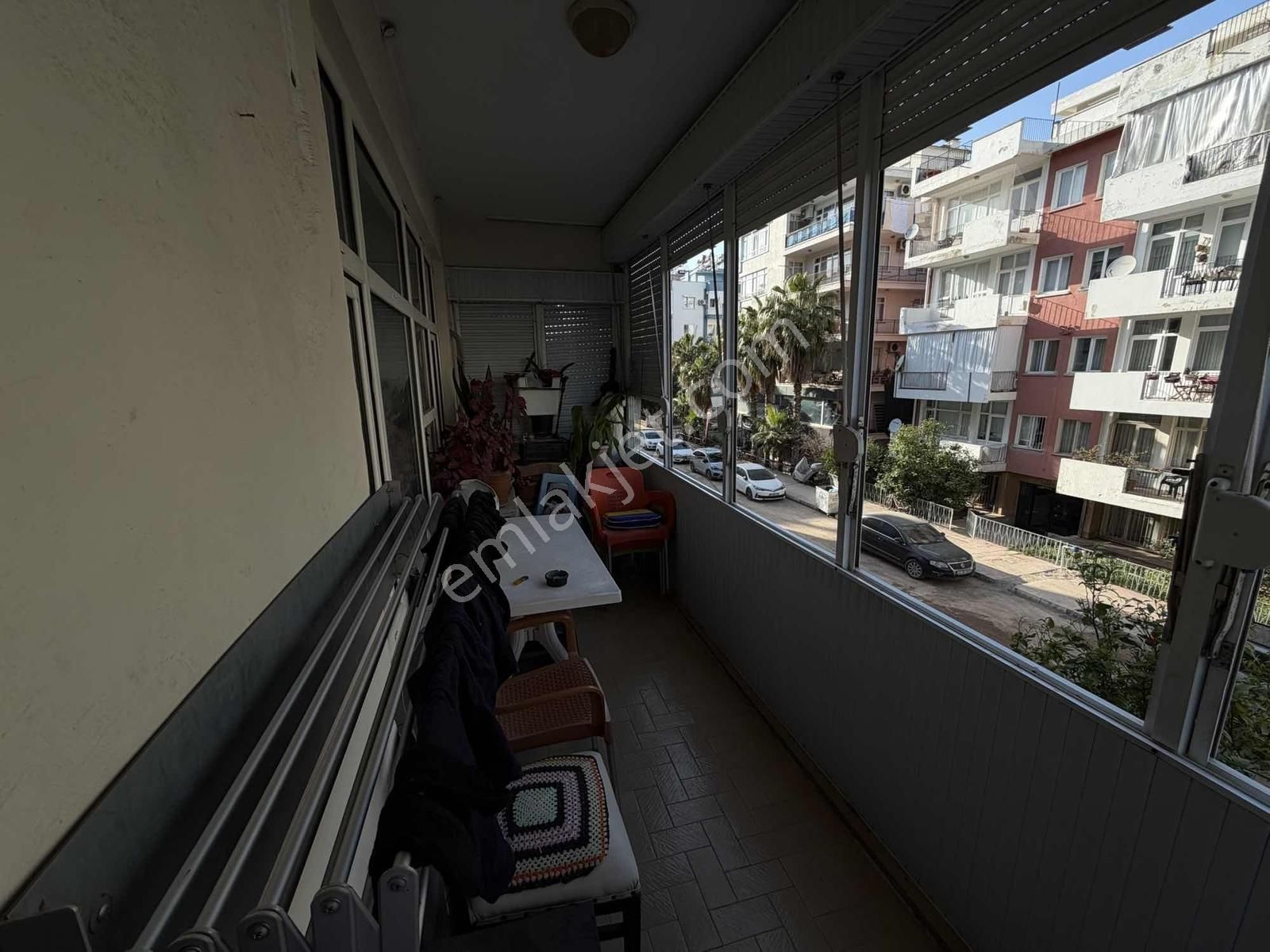 Bahçelievler Mahhalesinde Denize Yakın Ara Kat Daire - Görsel 19