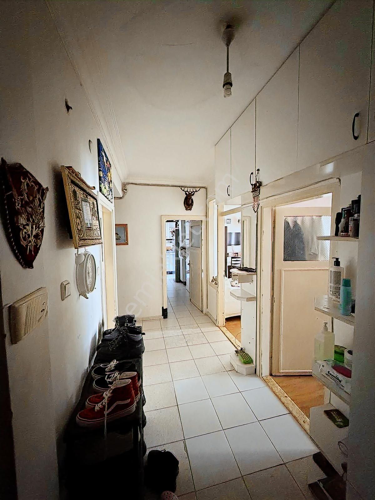 Bahçelievler Mahhalesinde Denize Yakın Ara Kat Daire - Görsel 10