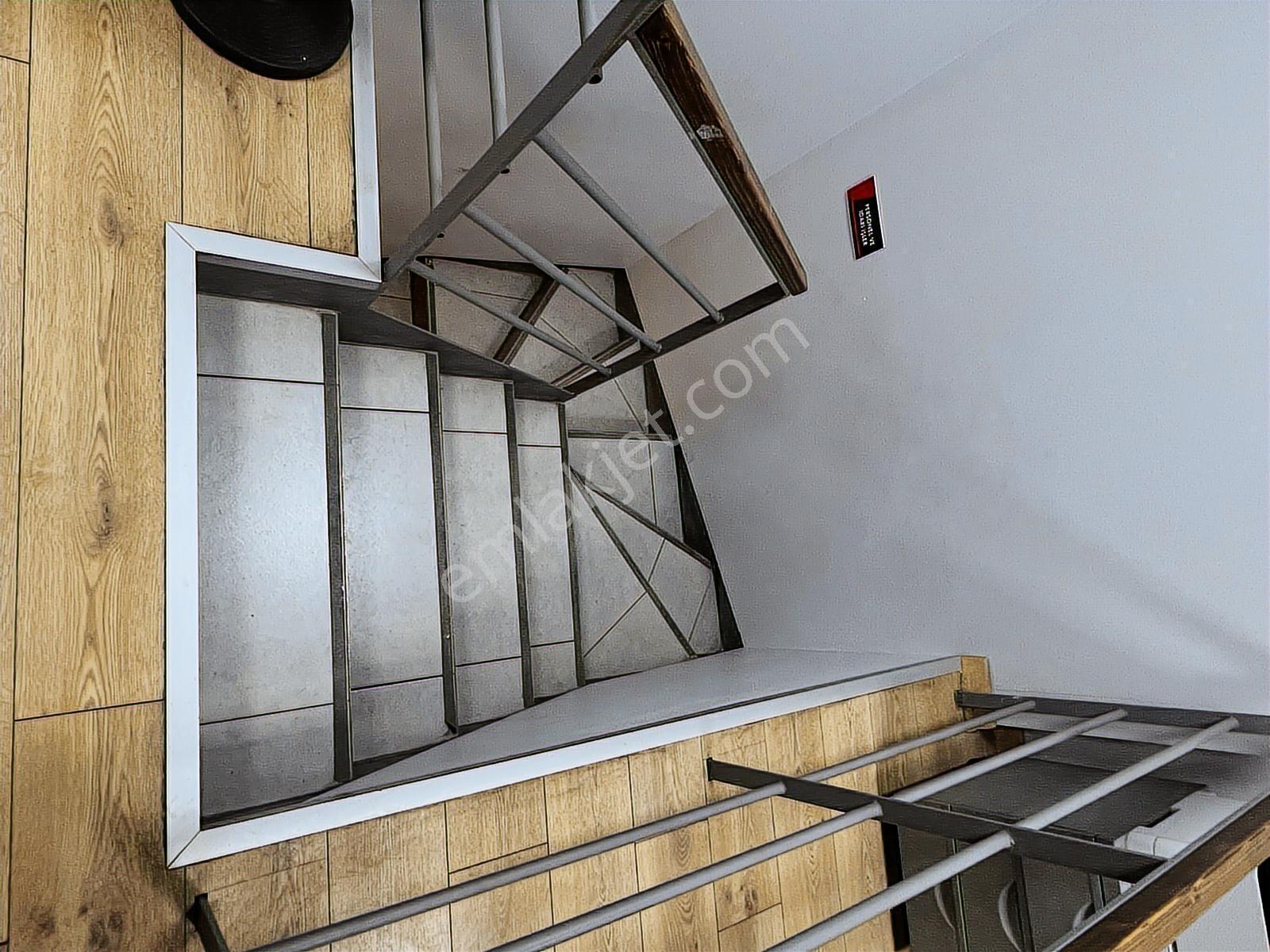 Tem 34 Esenyurt Sanayinin Merkezinde 1.etap 1200 M2 Satılık Depo - Görsel 15