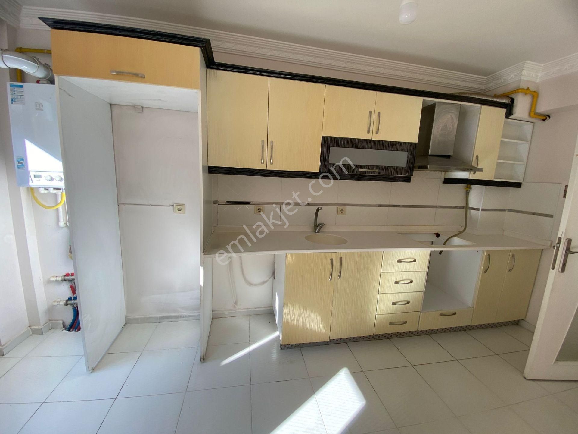 Gültepe Mh Arakat Balkonlu 135 M² Fırsat Kiralık 3+1 Daire Sk-8 - Görsel 3