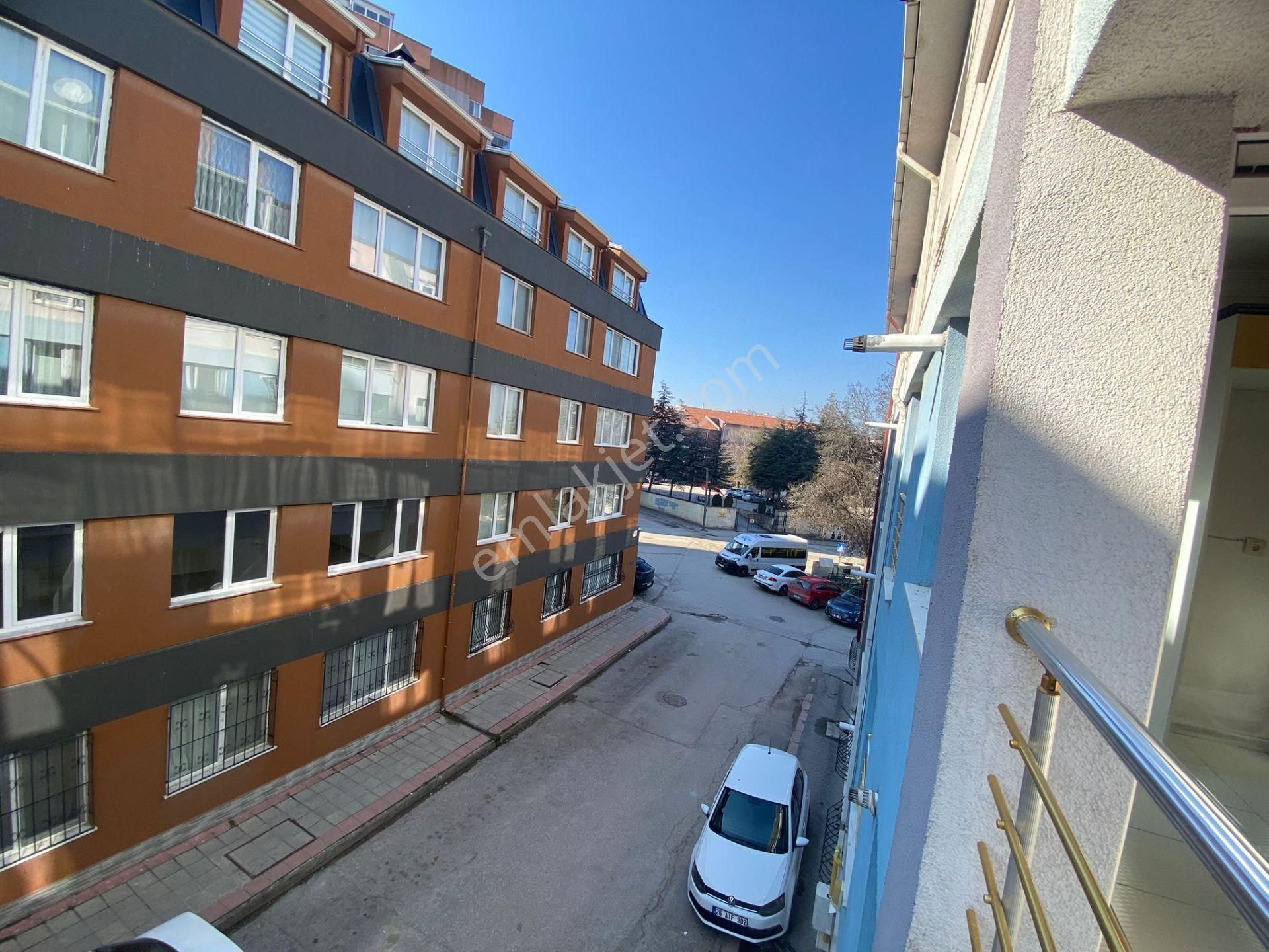 Gültepe Mh Arakat Balkonlu 135 M² Fırsat Kiralık 3+1 Daire Sk-8 - Görsel 8