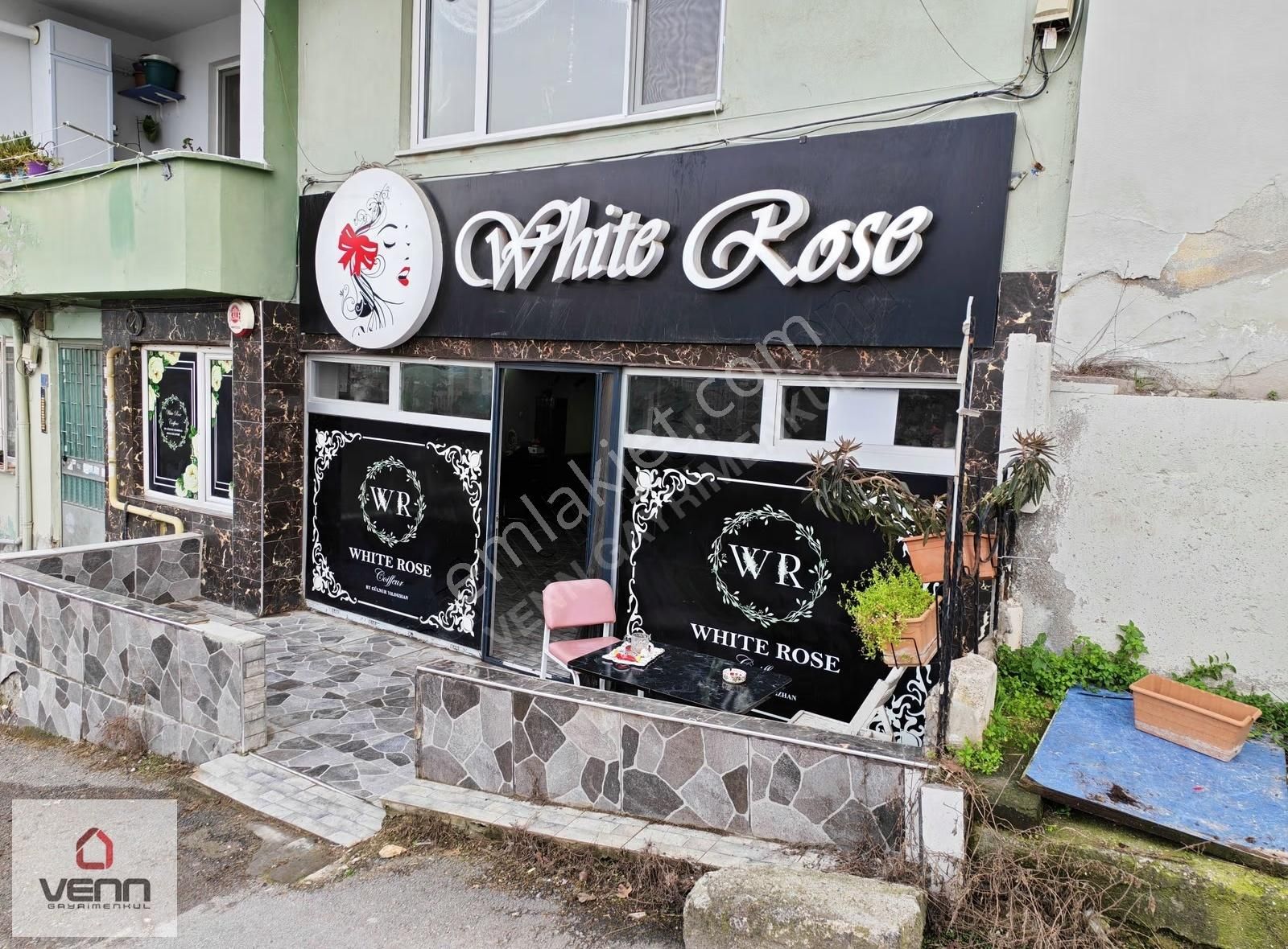 Gemlik Hisartepe Mahallesi Deniz Manzaralı 120 M2 Satılık Dükkan