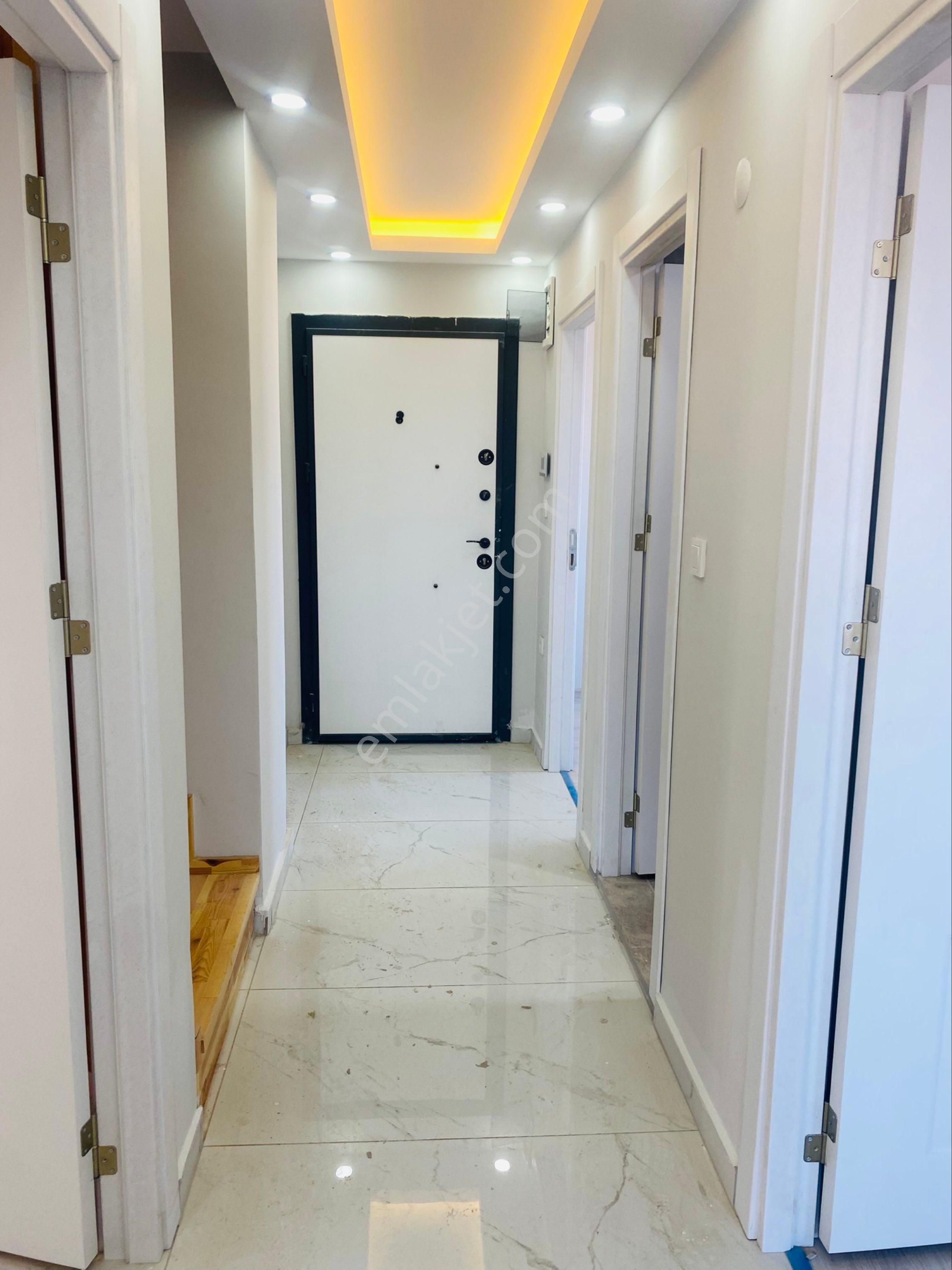 Mimarsinan Mah.cadde Üzerinde Kiralık 4+1 Üst Dublexs Daire - Görsel 27