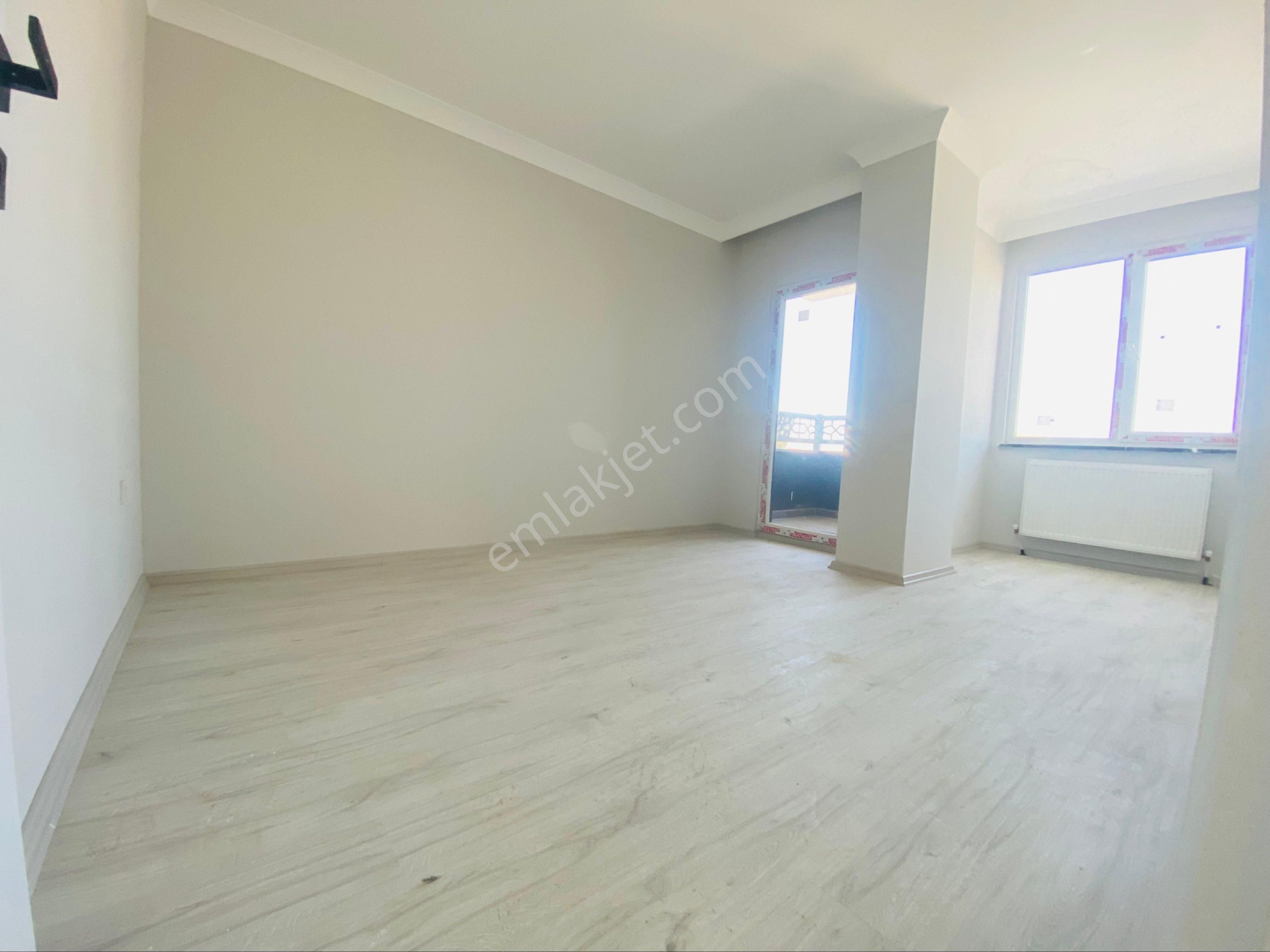 Mimarsinan Mah.cadde Üzerinde Kiralık 4+1 Üst Dublexs Daire - Görsel 20