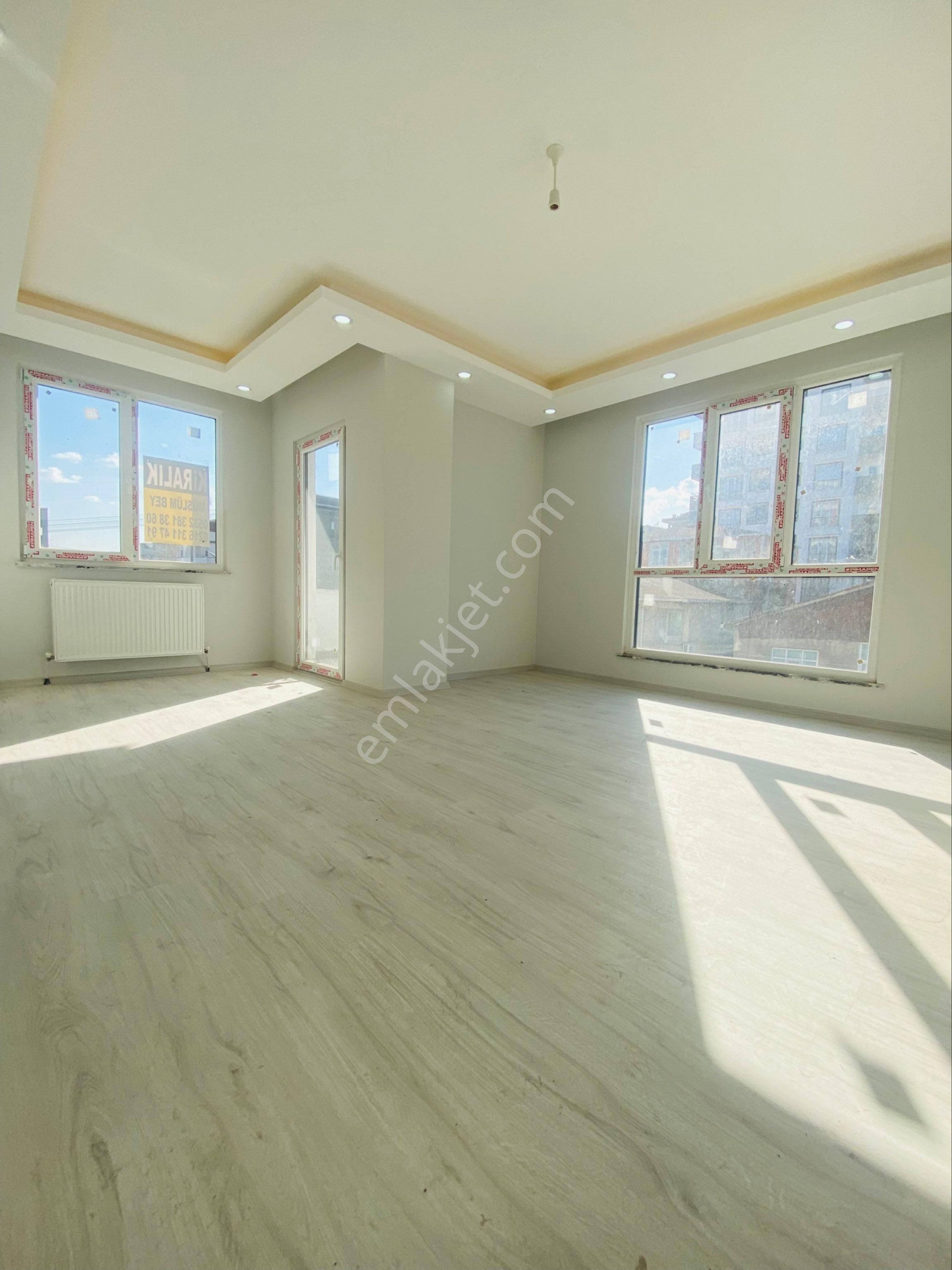 Mimarsinan Mah.cadde Üzerinde Kiralık 4+1 Üst Dublexs Daire - Görsel 30