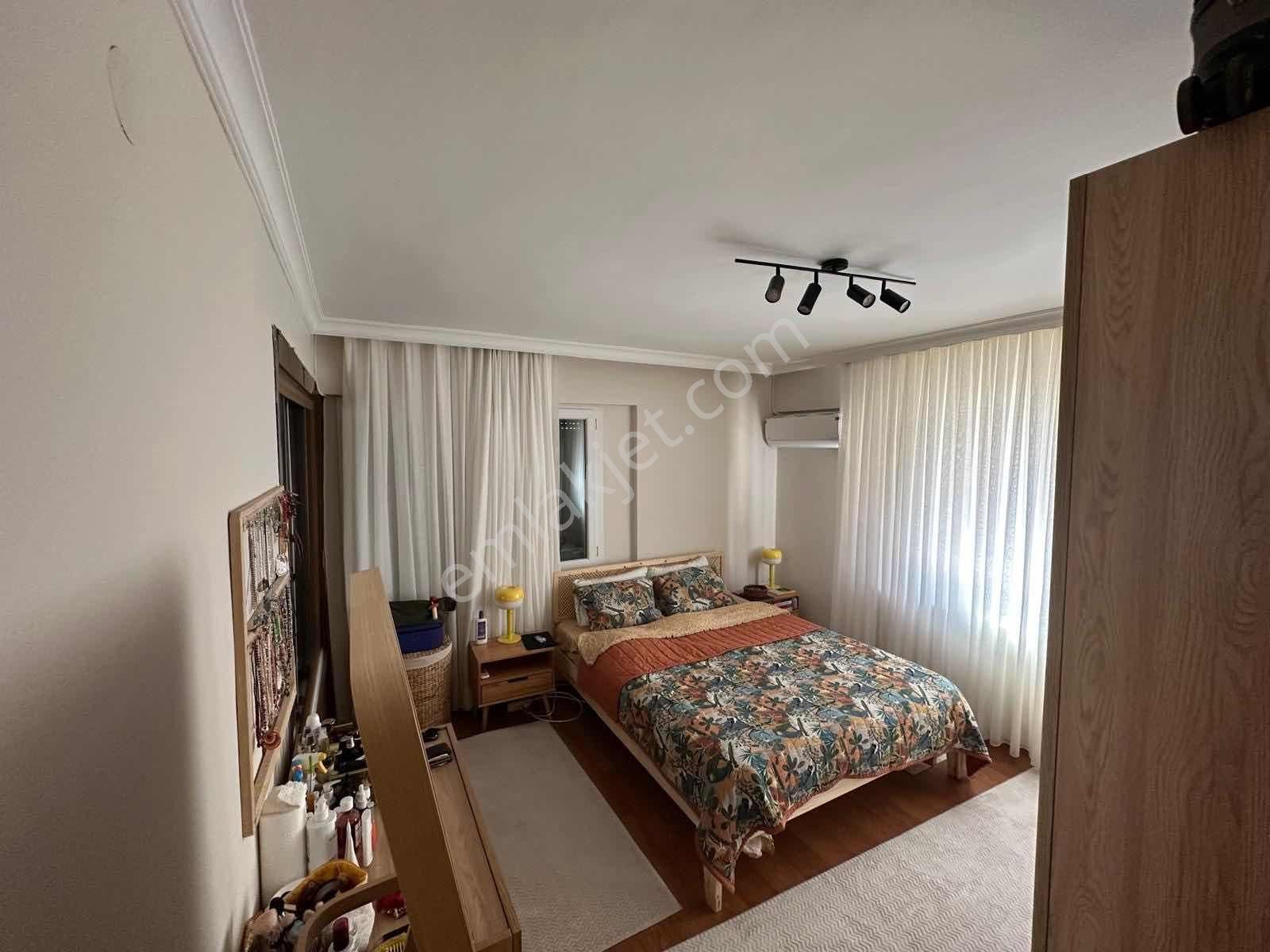 Namlı'dan Efelerde Lüks Ve 170m² Jakuzili Ebeveyn Banyolu 3+1 - Görsel 26