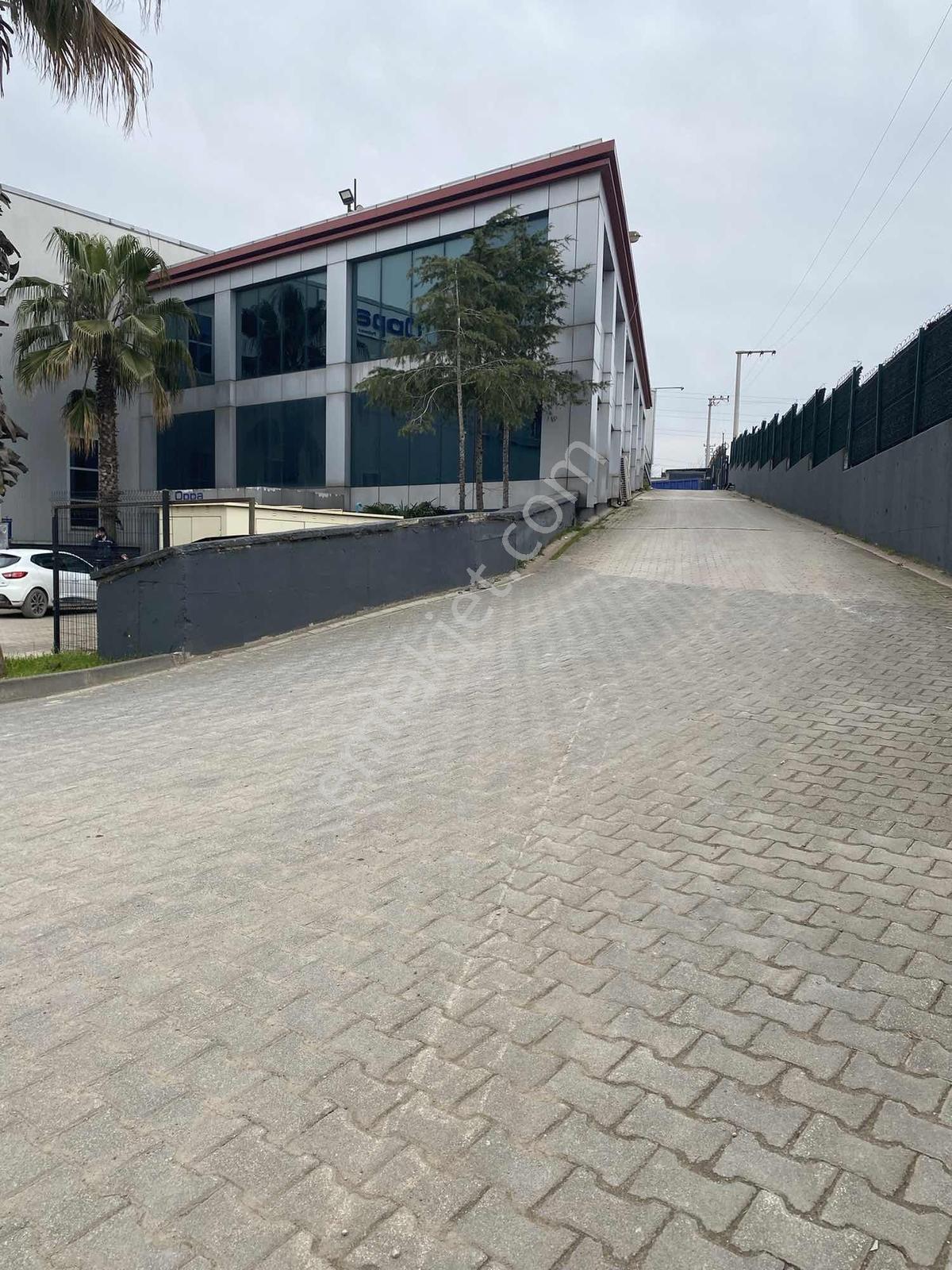Balçık Bölgesinde İskanlı Kiralık Depo - Görsel 3