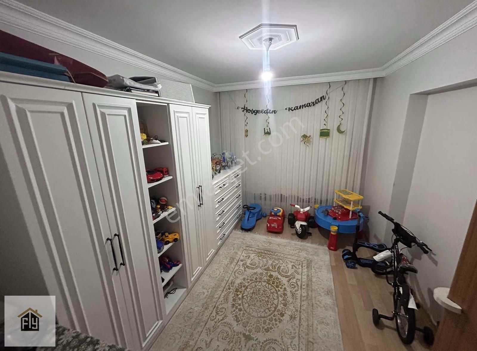 F&y Emlaktan Uçaklıpark Yakını 1 Kat Full Yapılı Geniş 3+1 - Görsel 12