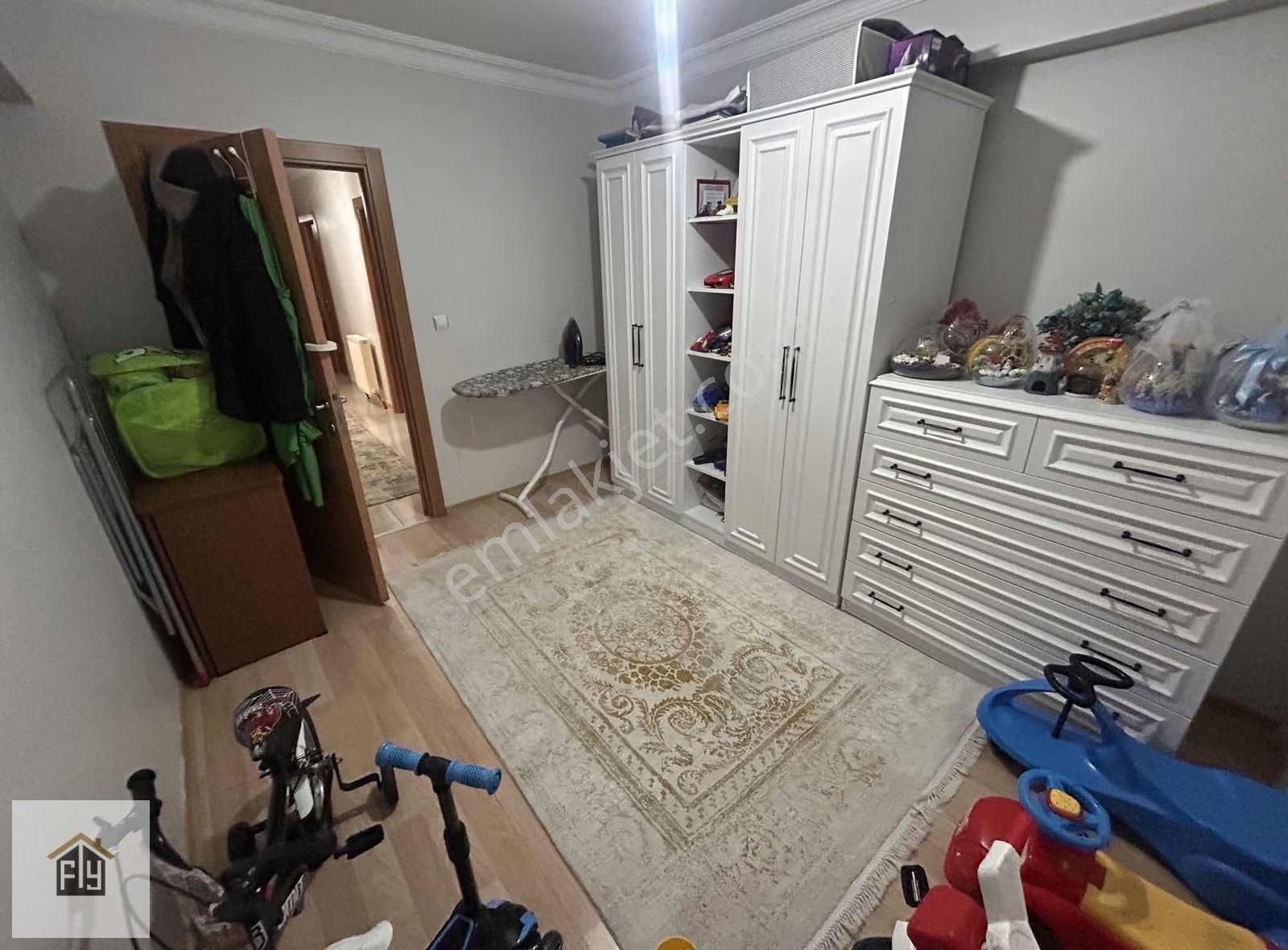 F&y Emlaktan Uçaklıpark Yakını 1 Kat Full Yapılı Geniş 3+1 - Görsel 3