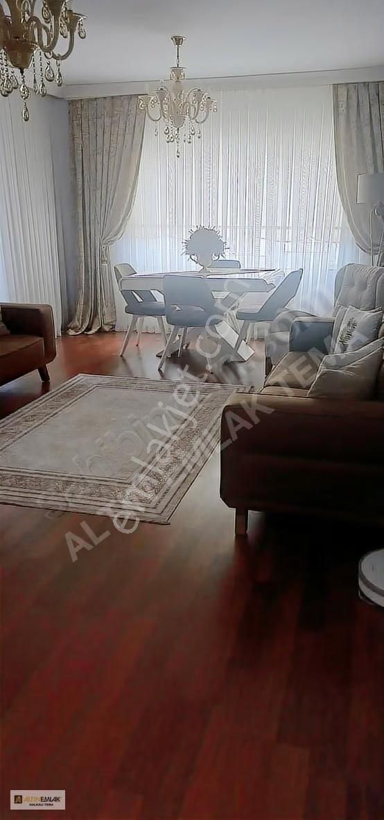 Sefaköy Kiptaş'ta 2+1, 120m², Krediye Uygun Satılık Daire - Görsel 2