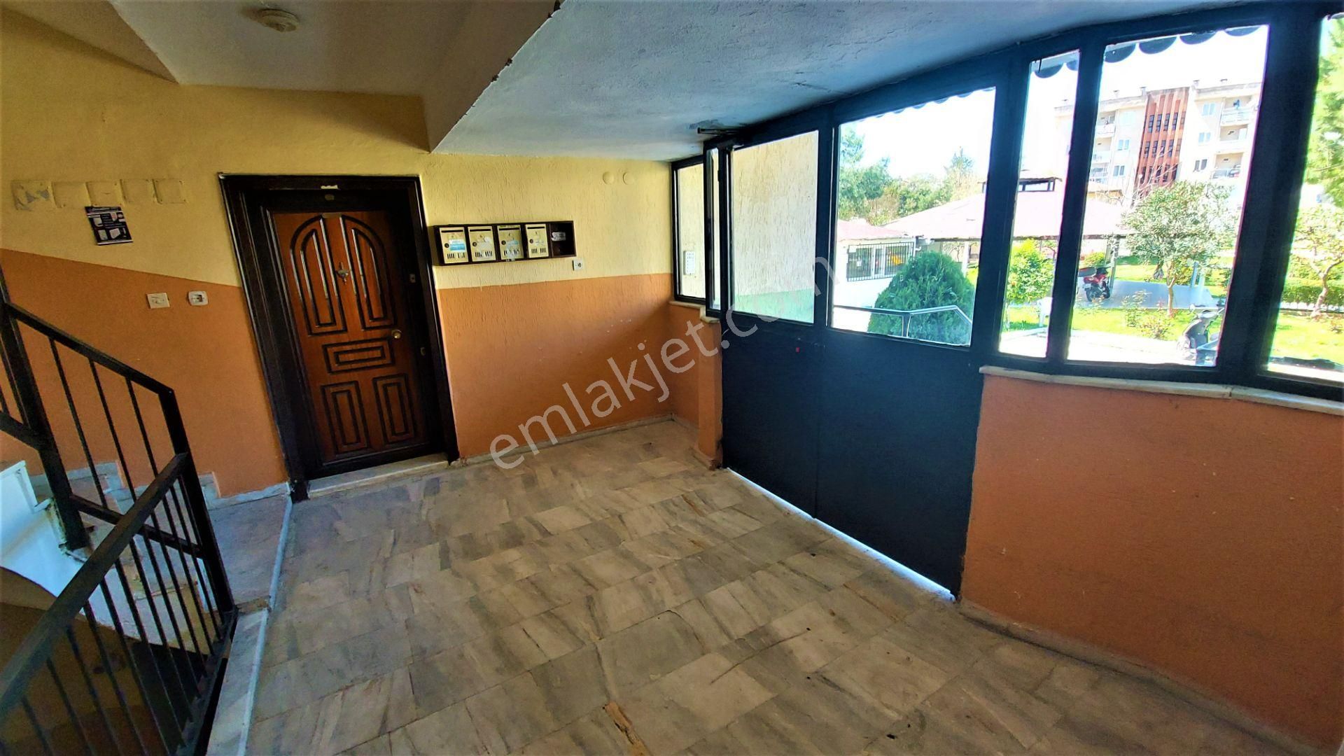 Kuşadası Kadınlar Denizi Bölgesinde Satılık 2 +1 Satılık Fırsat Daire - Görsel 9